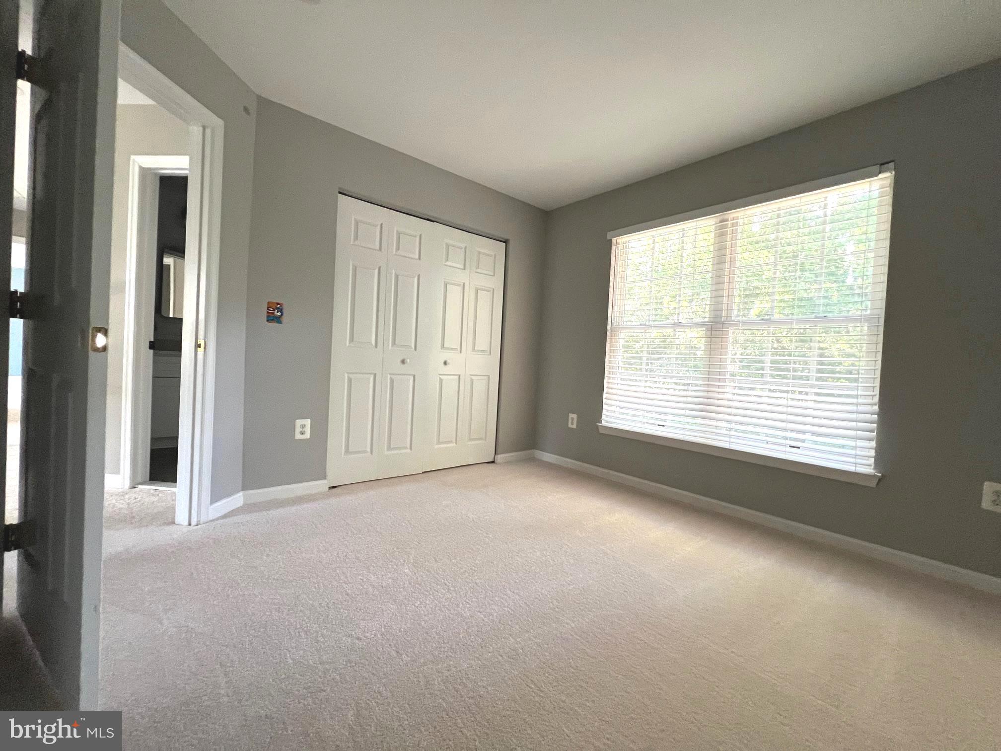 RIDGEFIELD OAKS - Residential