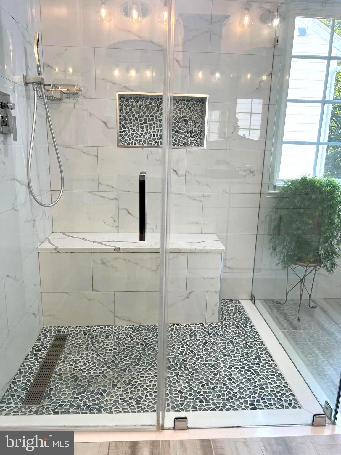 RIDGEFIELD OAKS - Residential