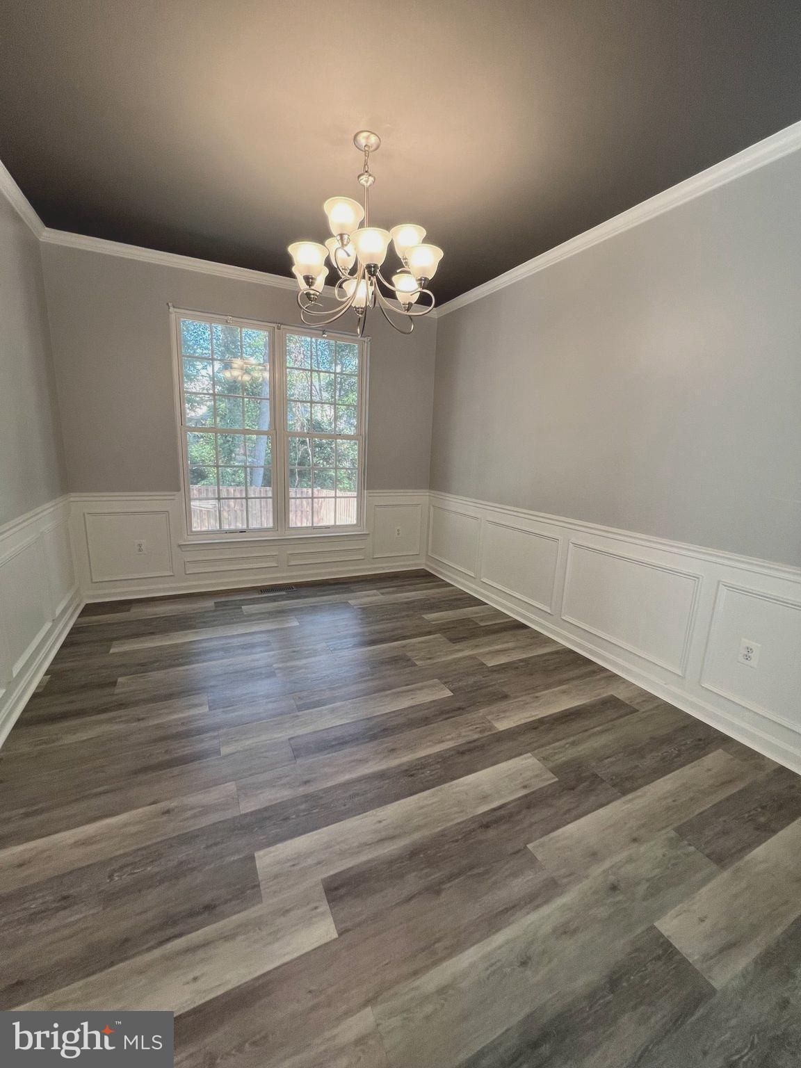 RIDGEFIELD OAKS - Residential