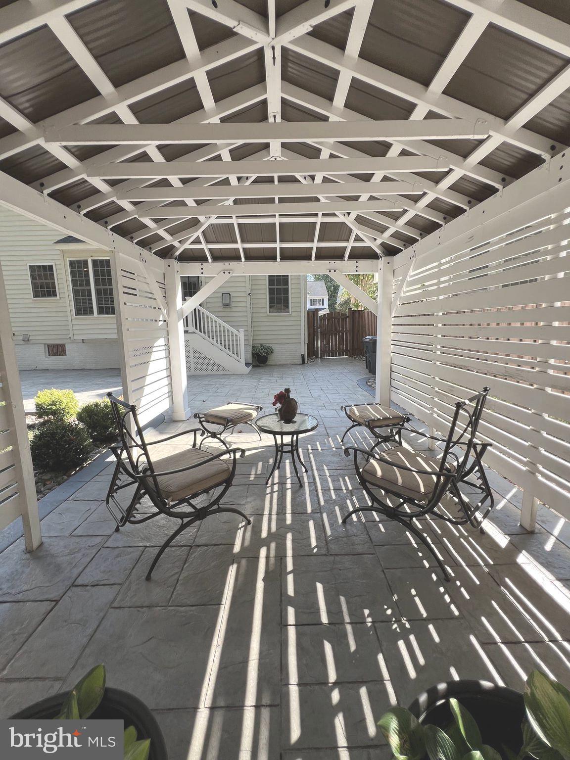 RIDGEFIELD OAKS - Residential