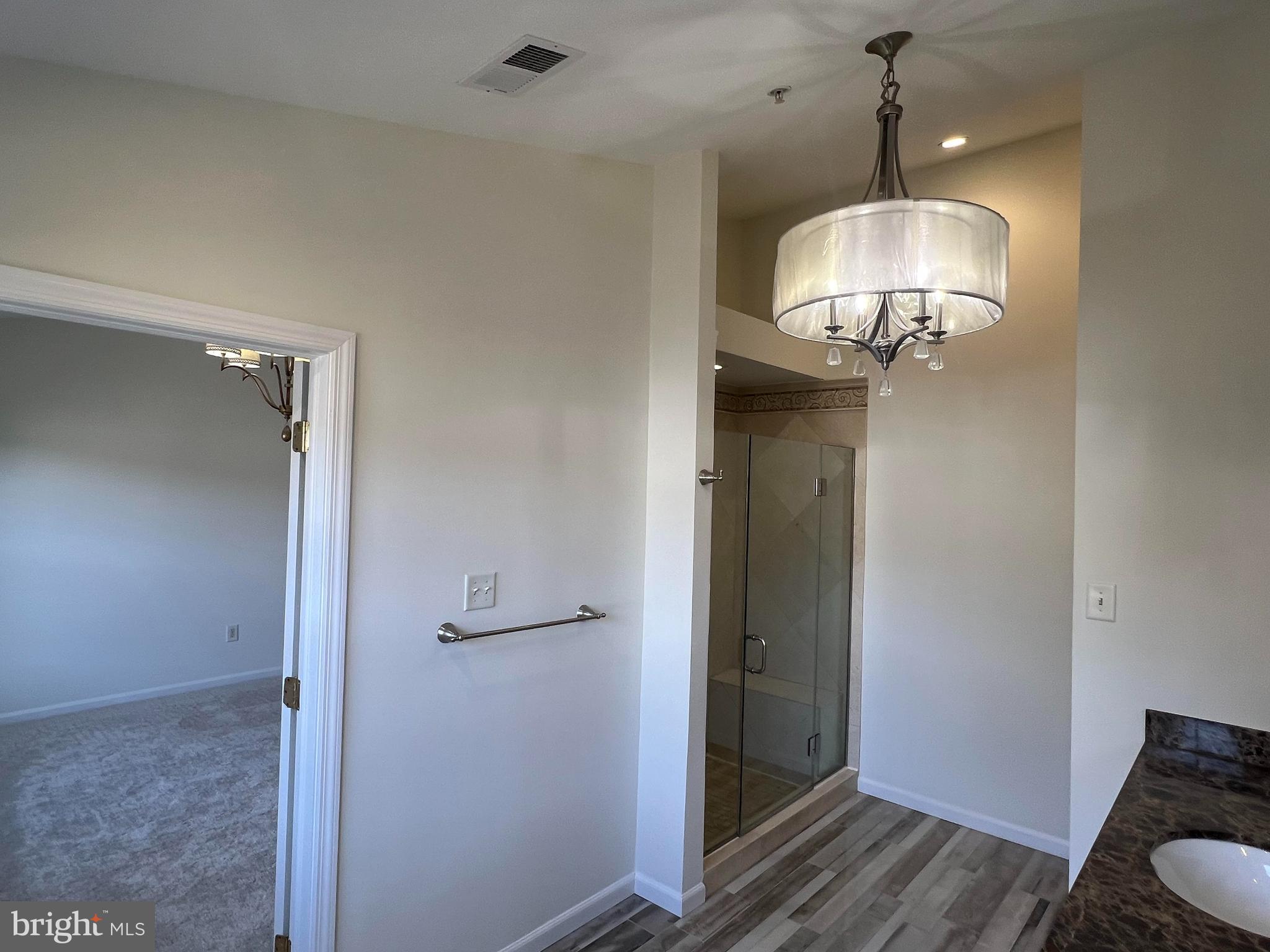 BARNSLEY MANOR ESTATES - Residential