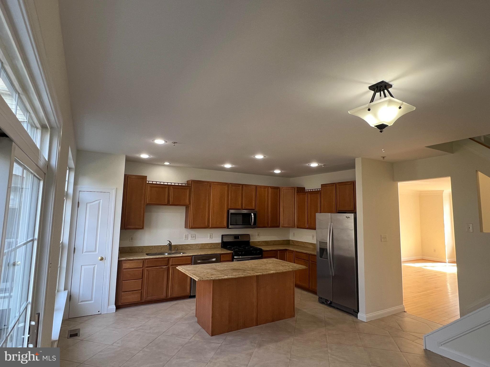 BARNSLEY MANOR ESTATES - Residential