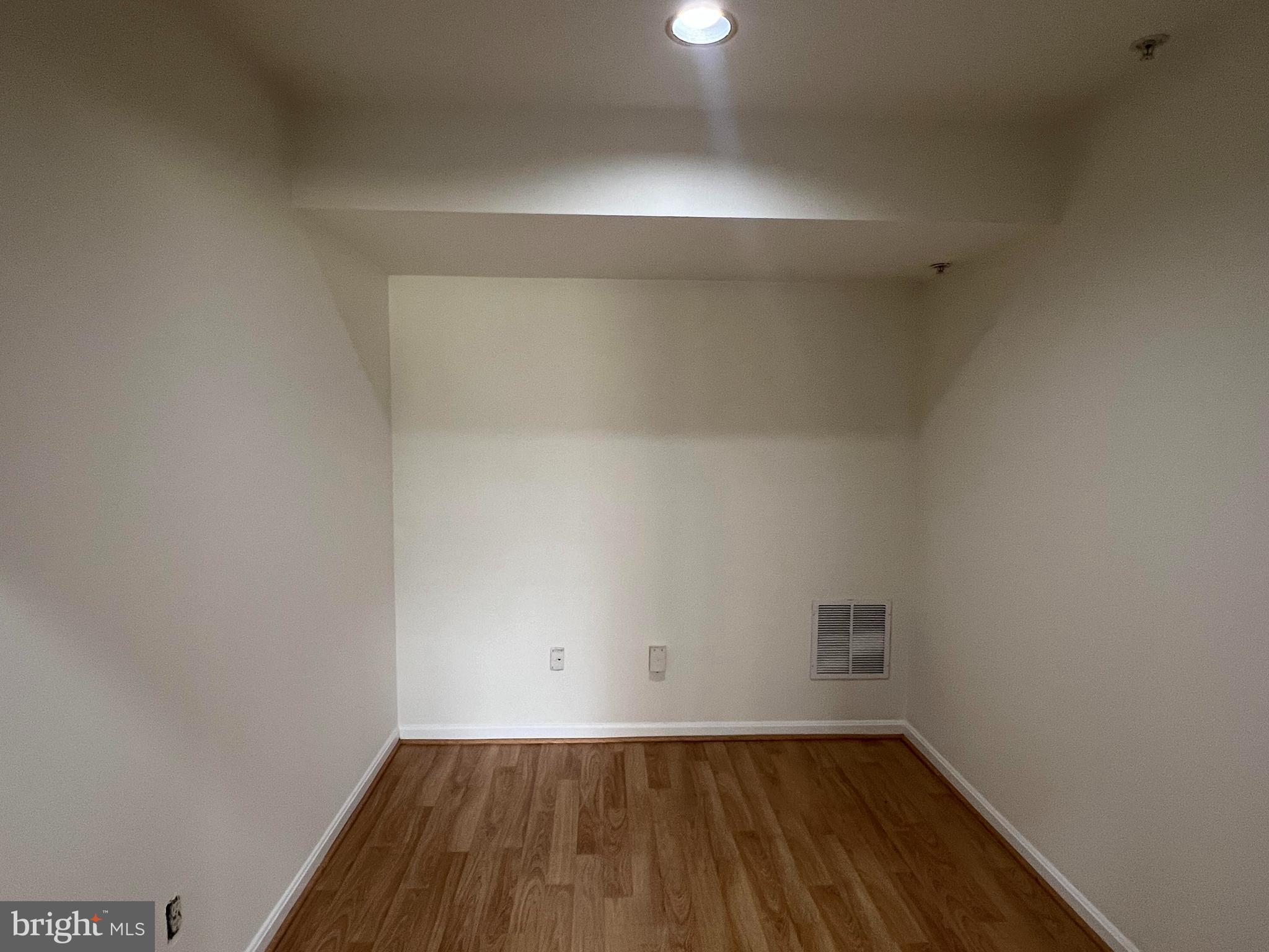 BARNSLEY MANOR ESTATES - Residential