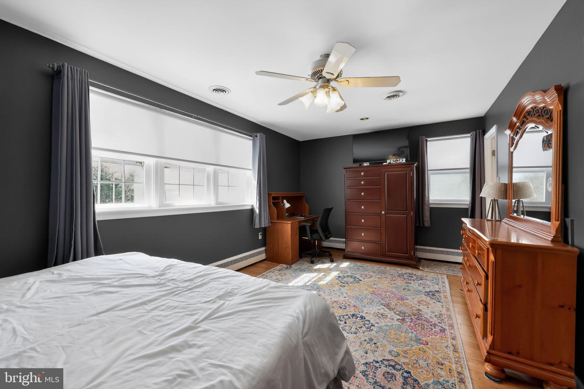 HUNTINGDON VALLEY - Residential