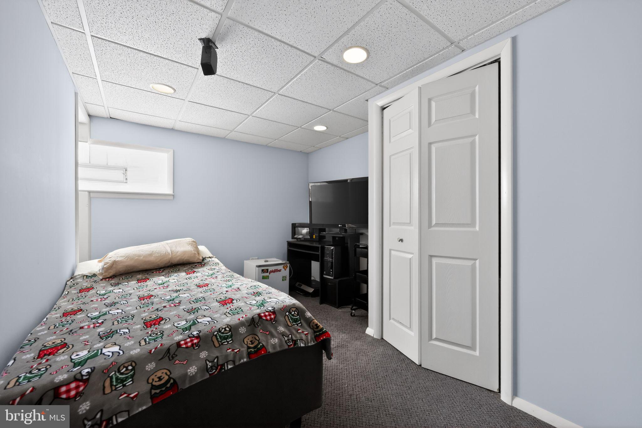 HUNTINGDON VALLEY - Residential