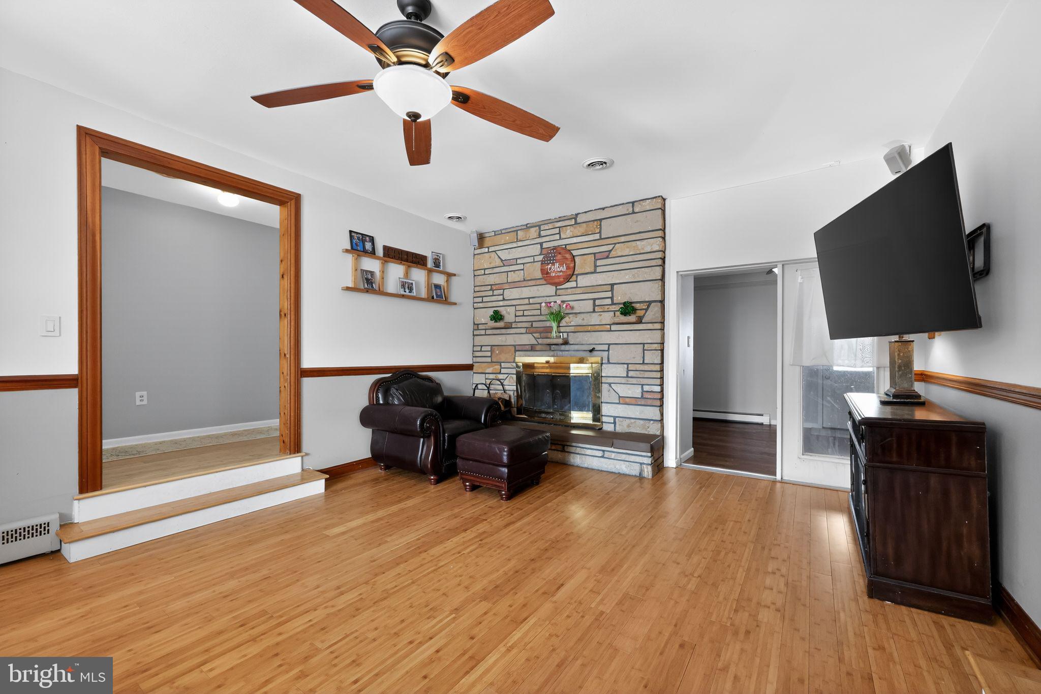 HUNTINGDON VALLEY - Residential