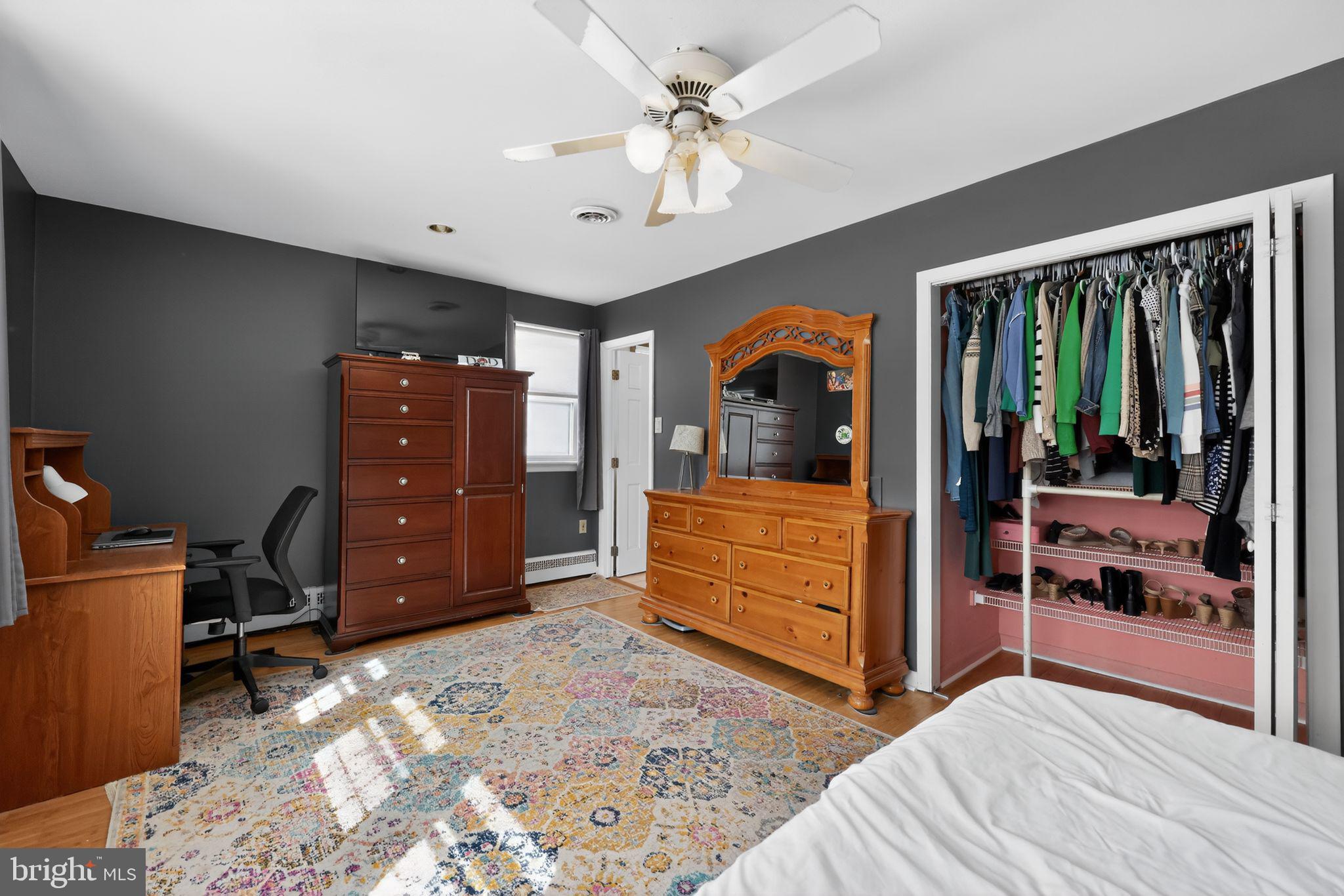 HUNTINGDON VALLEY - Residential