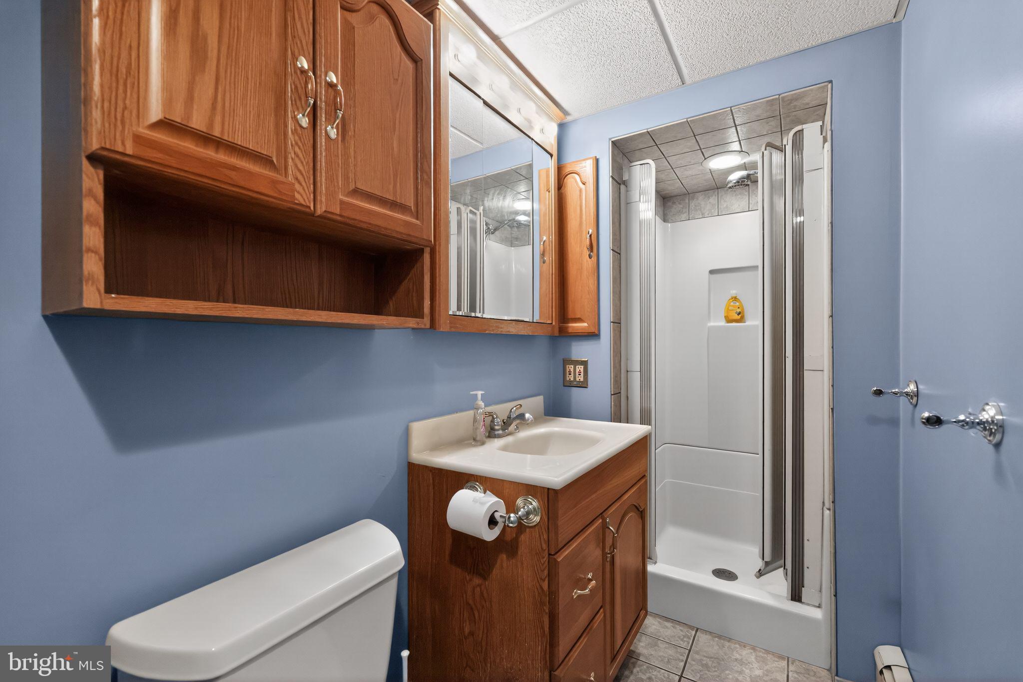 HUNTINGDON VALLEY - Residential