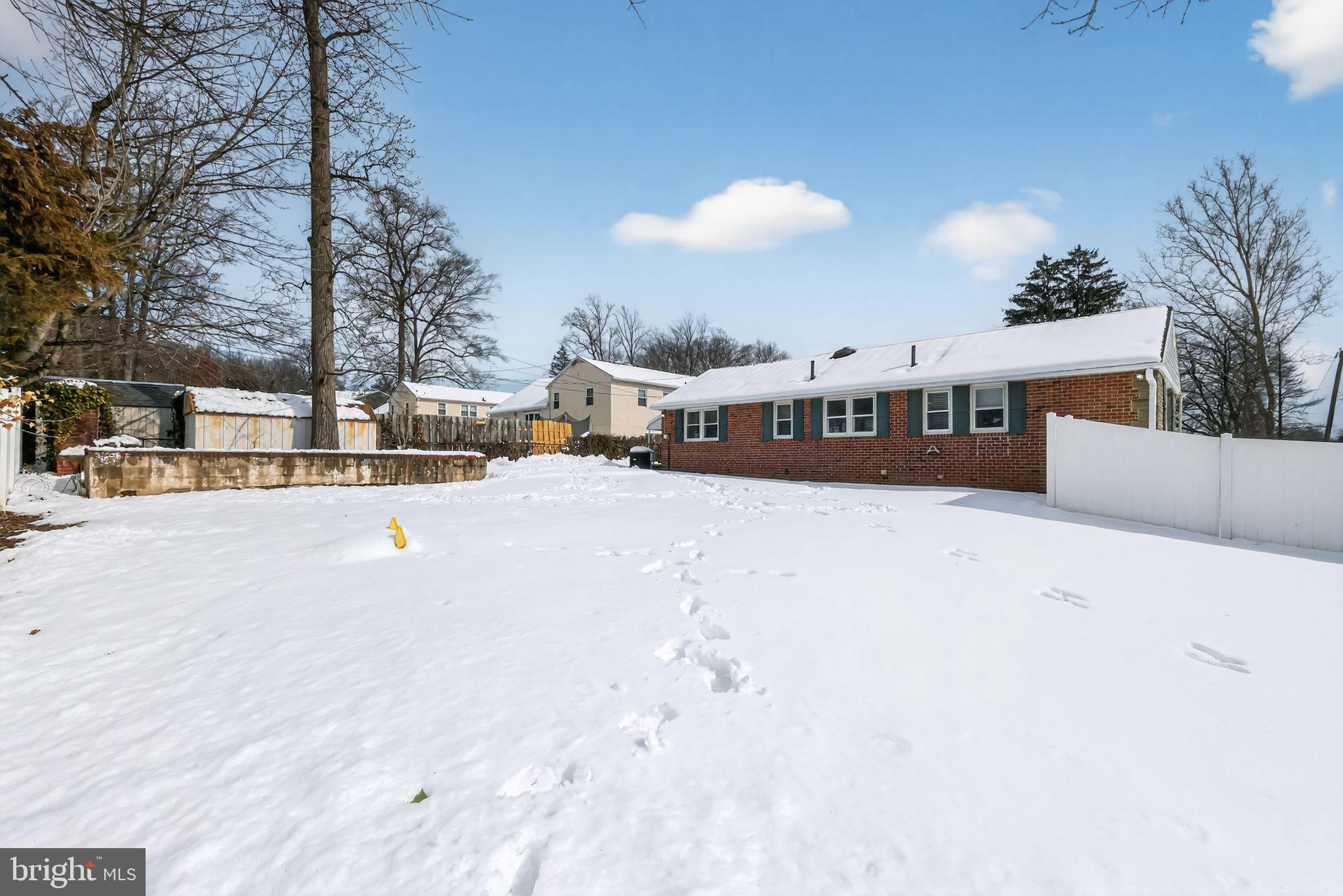 HUNTINGDON VALLEY - Residential