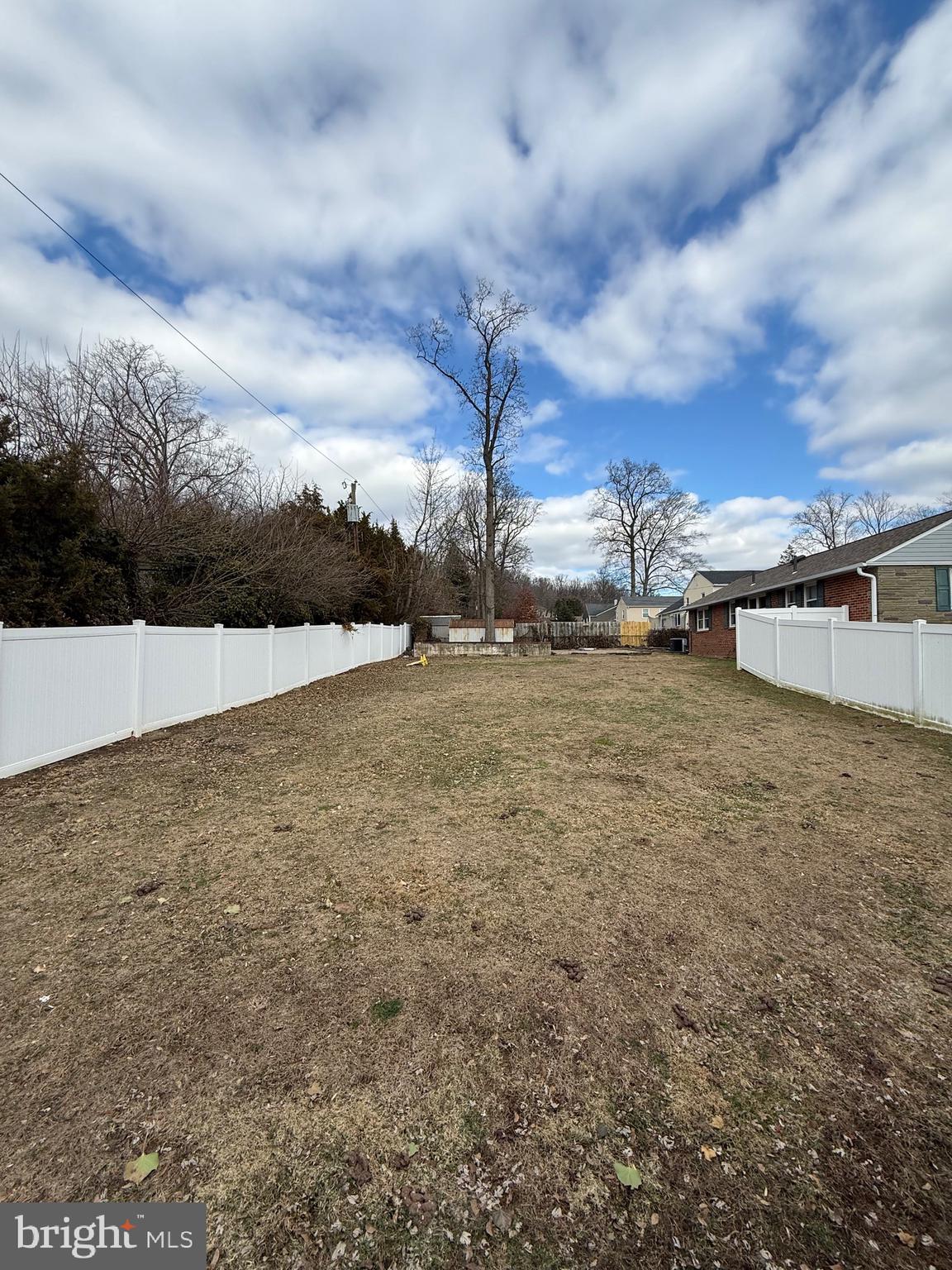 HUNTINGDON VALLEY - Residential