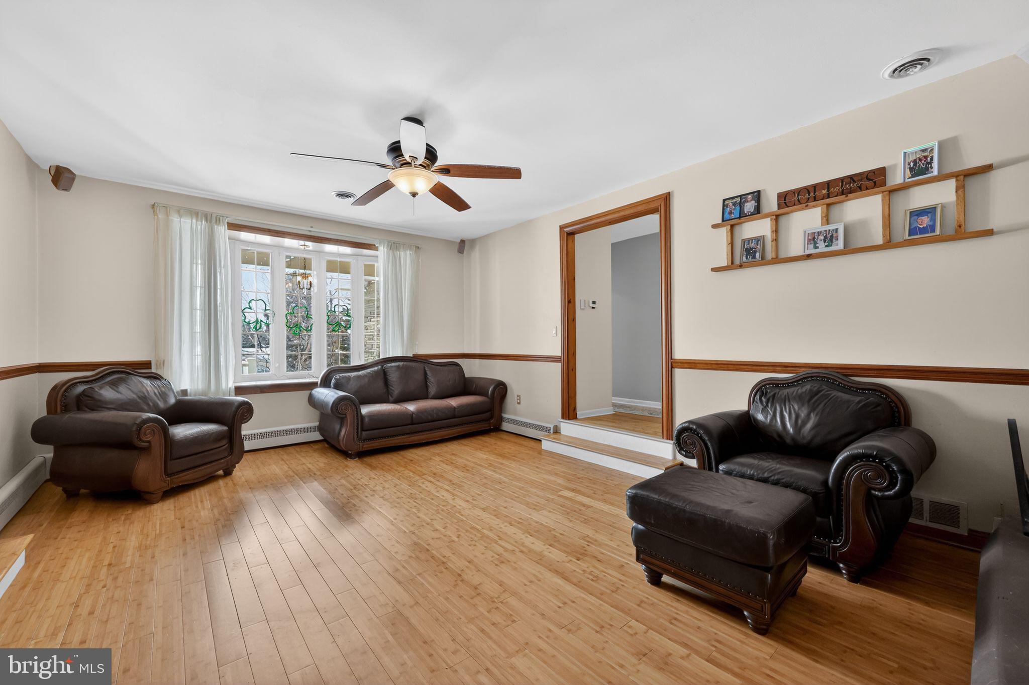 HUNTINGDON VALLEY - Residential