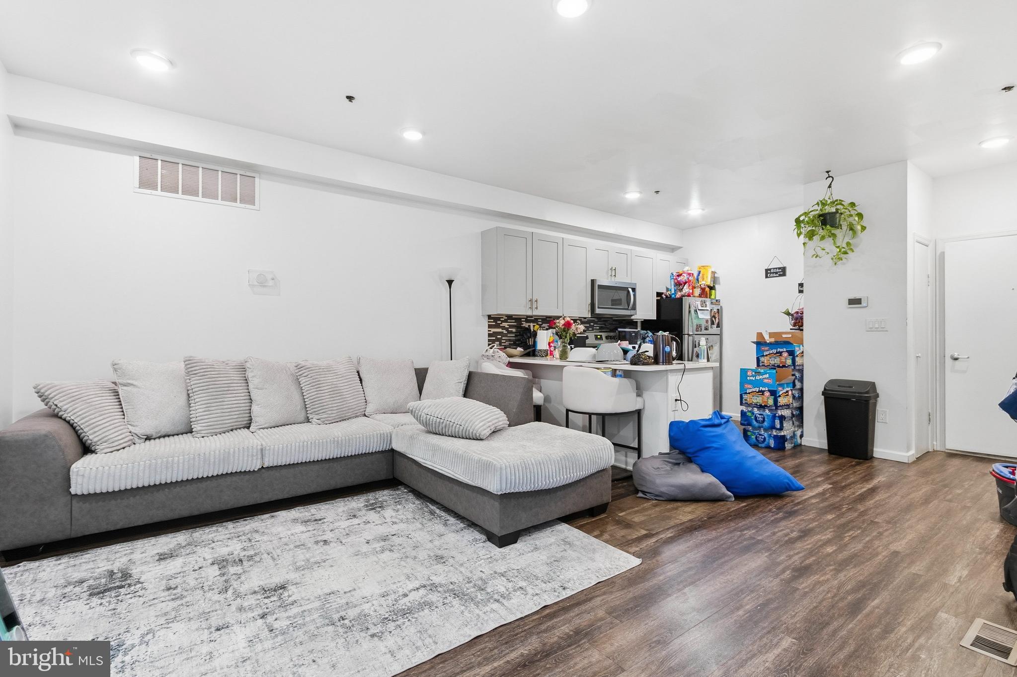 TEMPLE UNIVERSITY - Residential Income