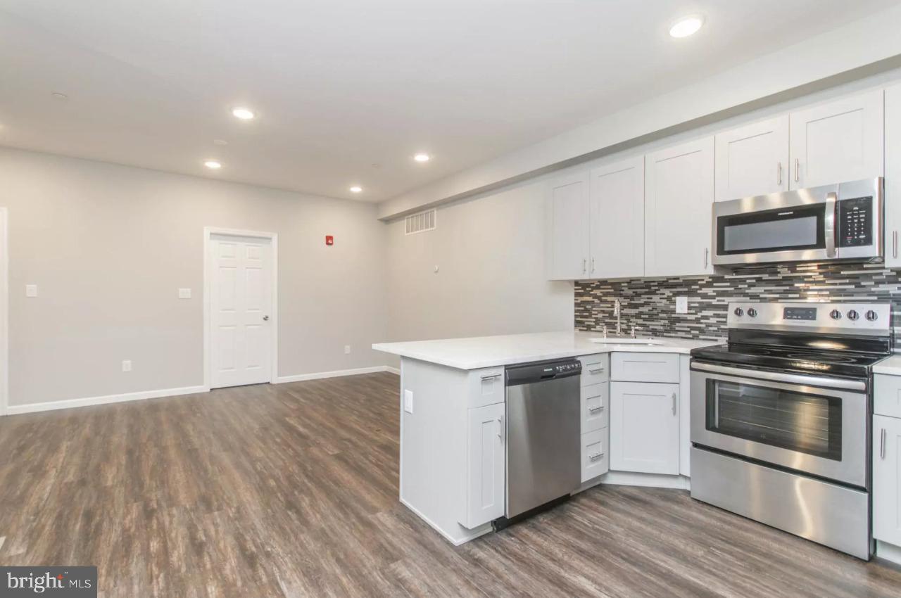 TEMPLE UNIVERSITY - Residential Income