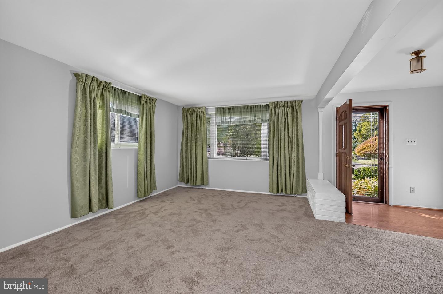 4107 TULARE DRIVE