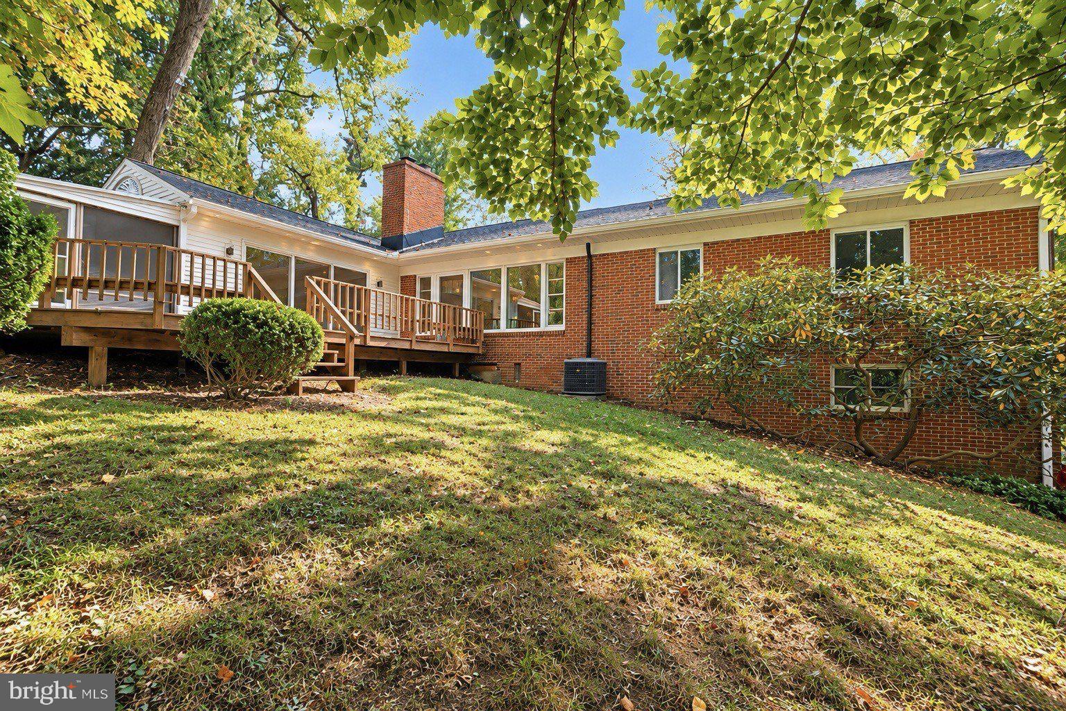 2308 WOODS ROAD