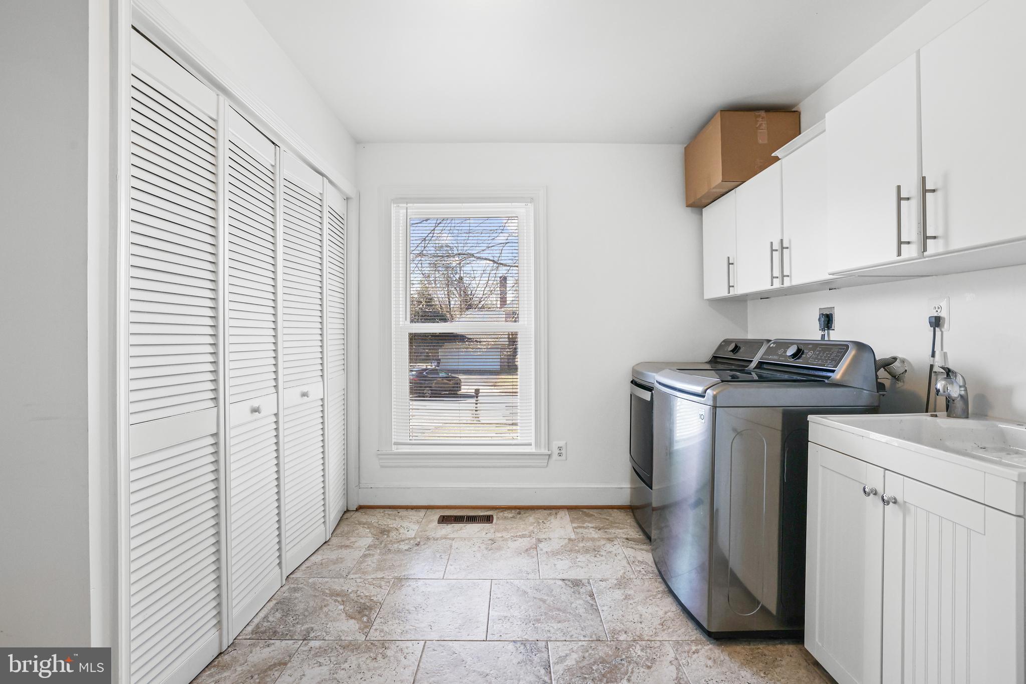 LYNWOOD - Residential