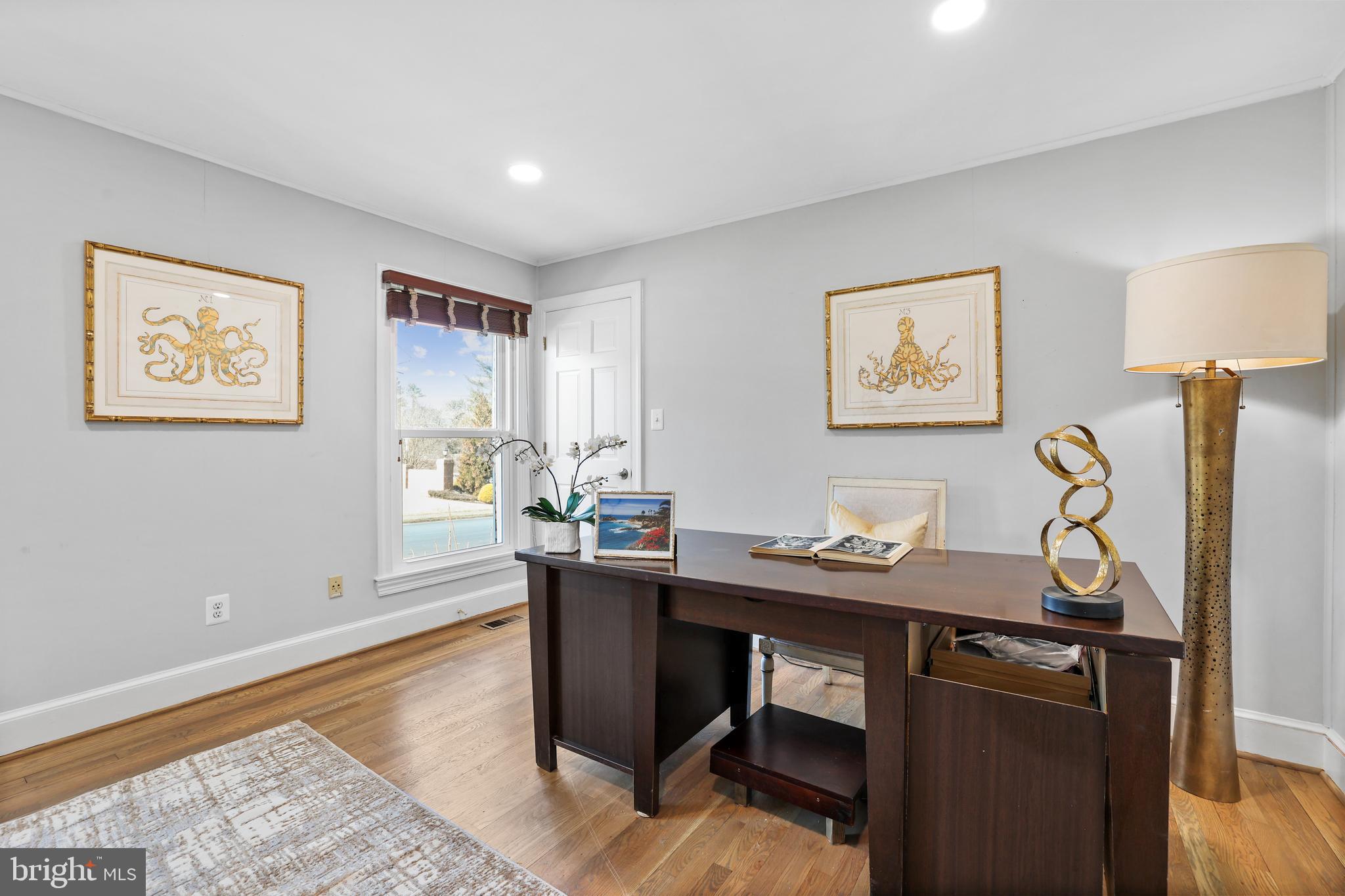 LYNWOOD - Residential