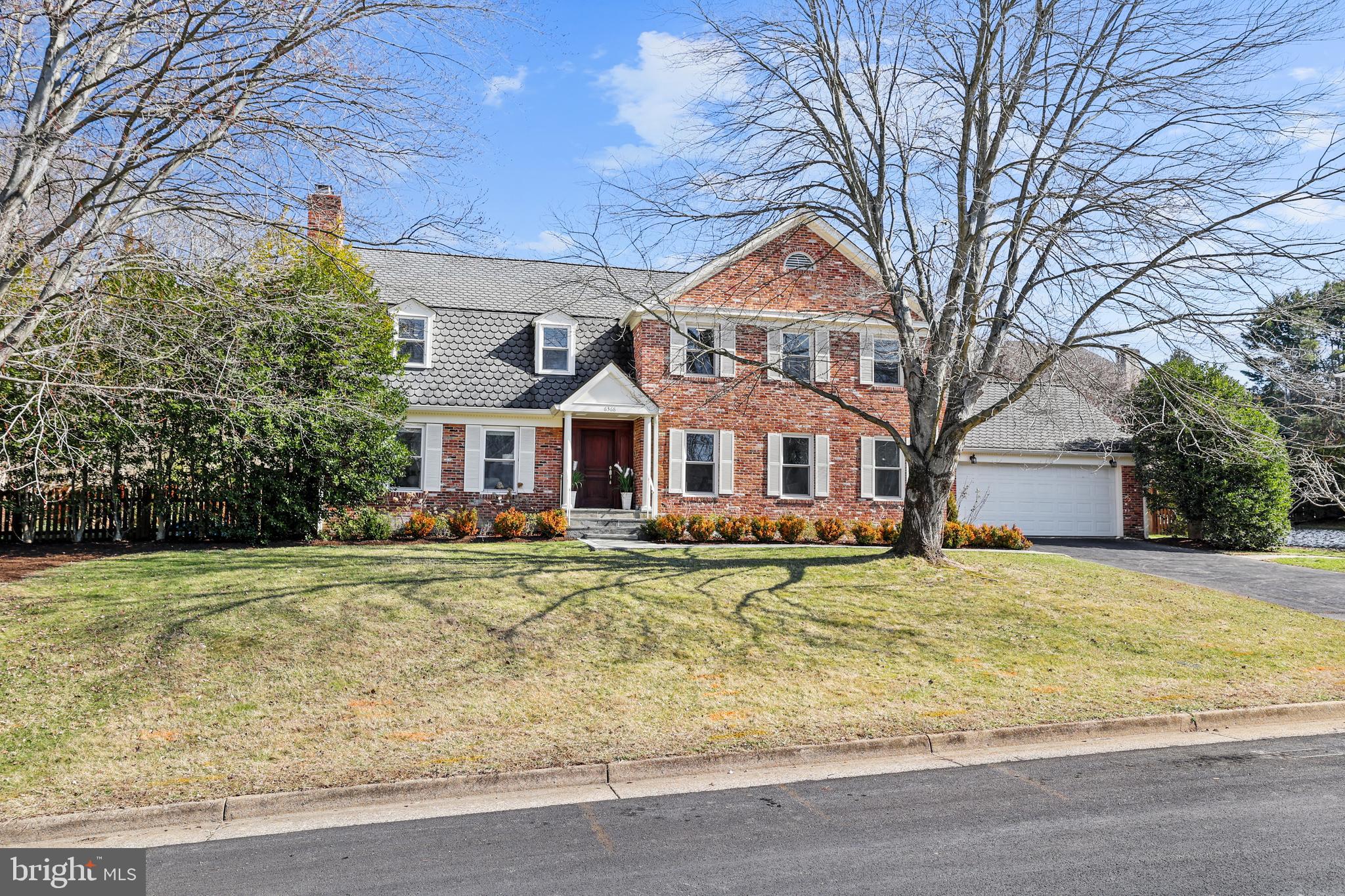 LYNWOOD - Residential