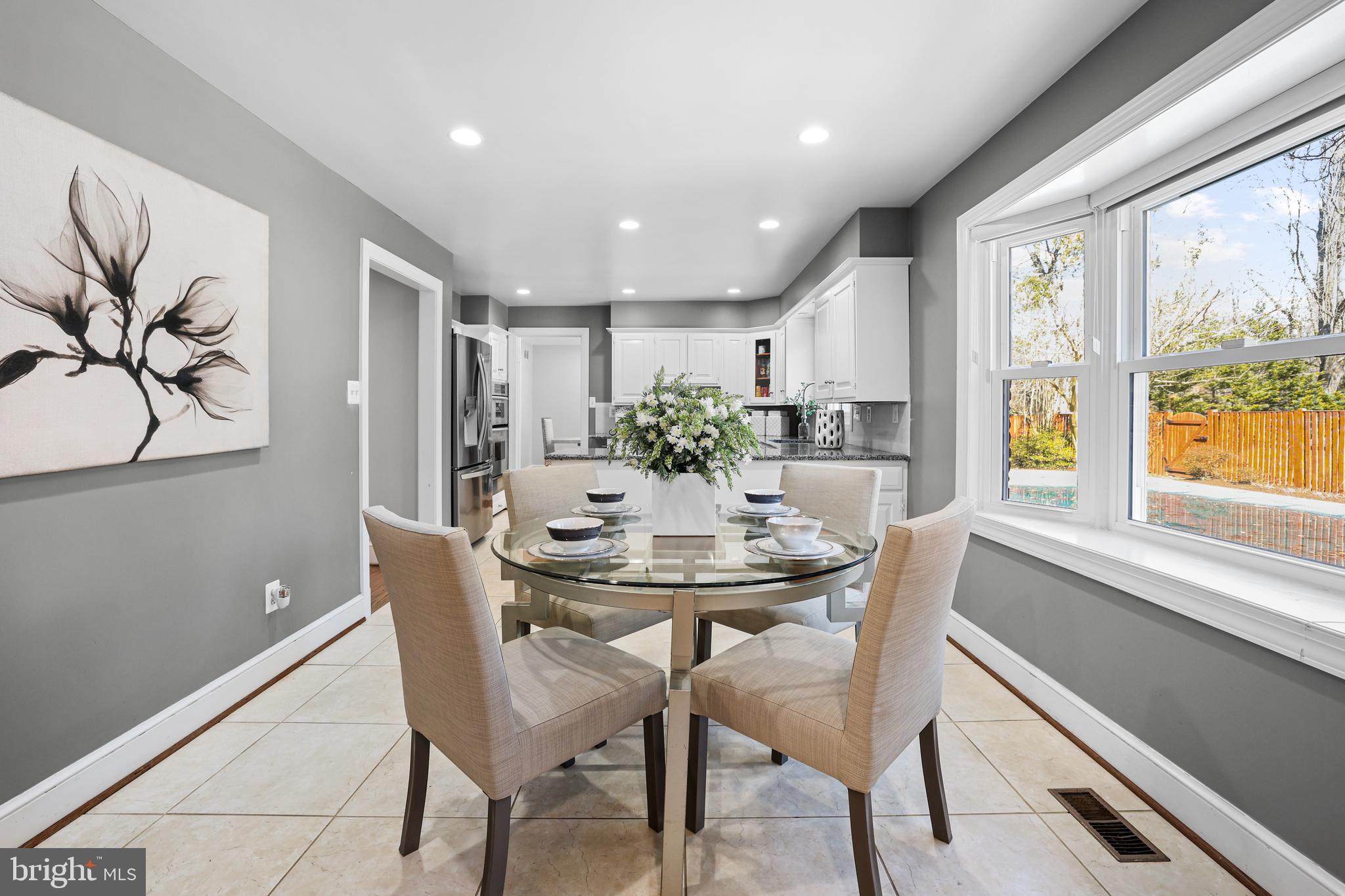 LYNWOOD - Residential