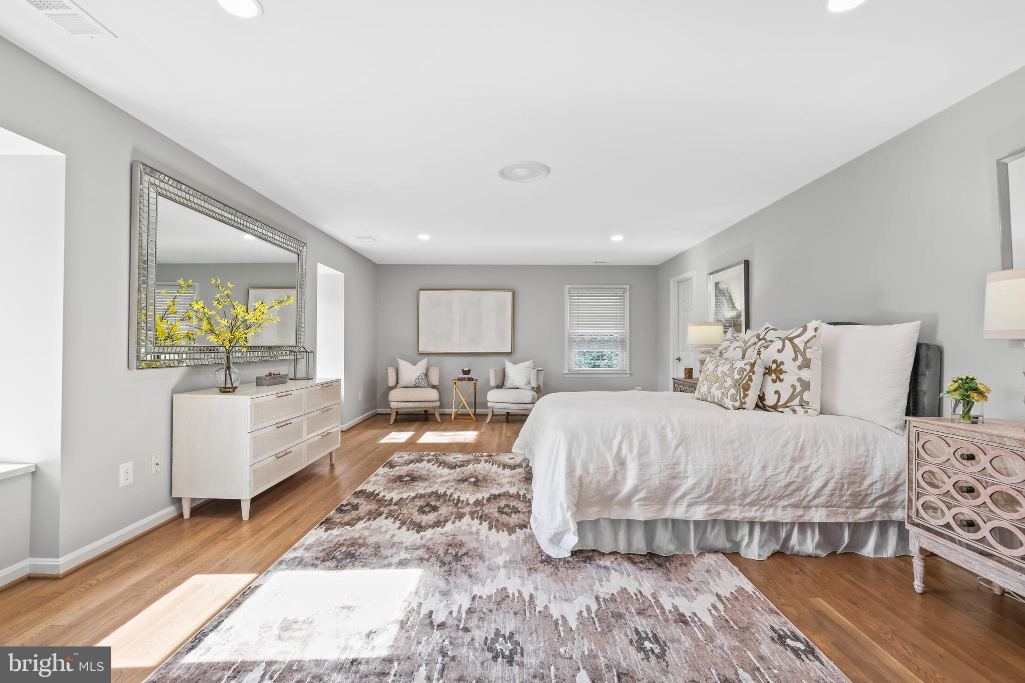 LYNWOOD - Residential