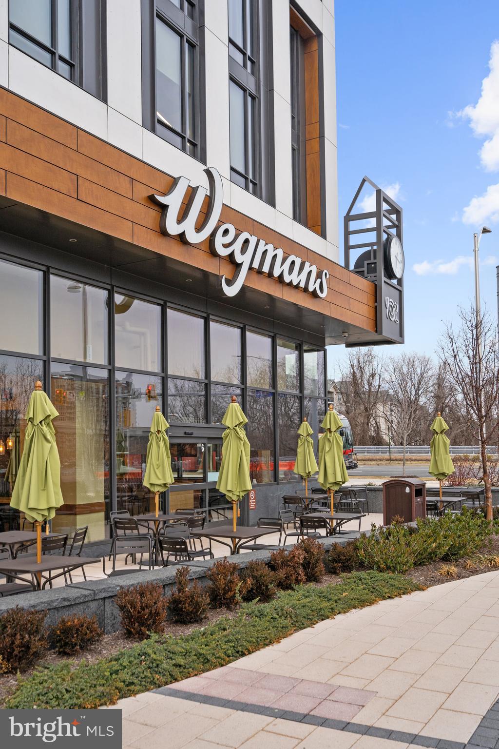 LYNWOOD - Residential