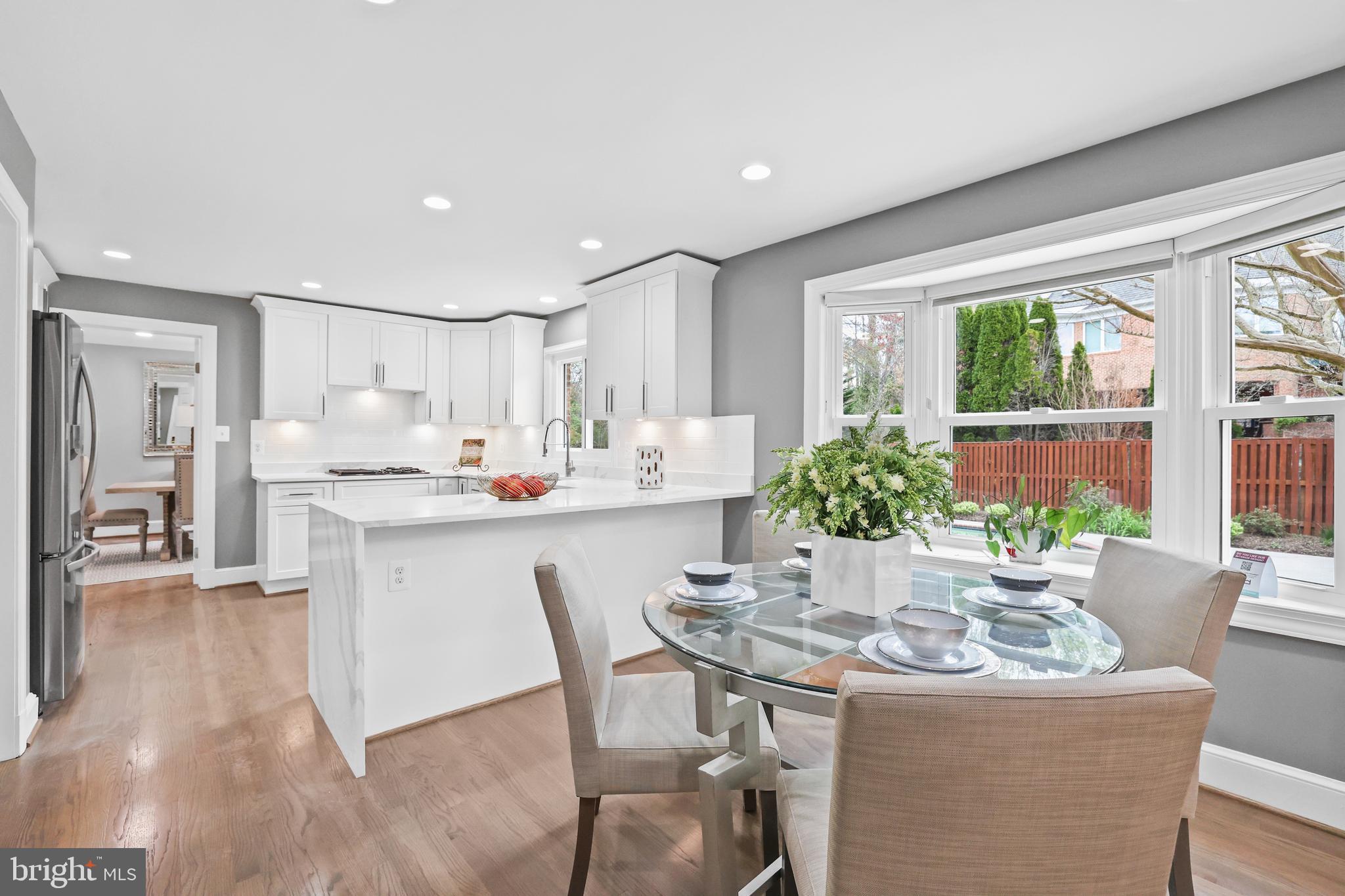 LYNWOOD - Residential