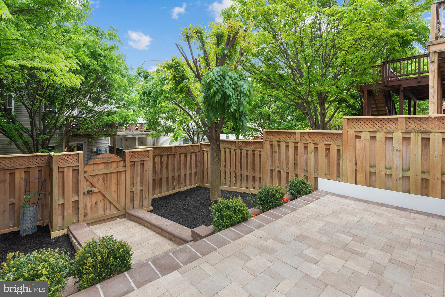 STONE RIDGE SOUTH - Residential