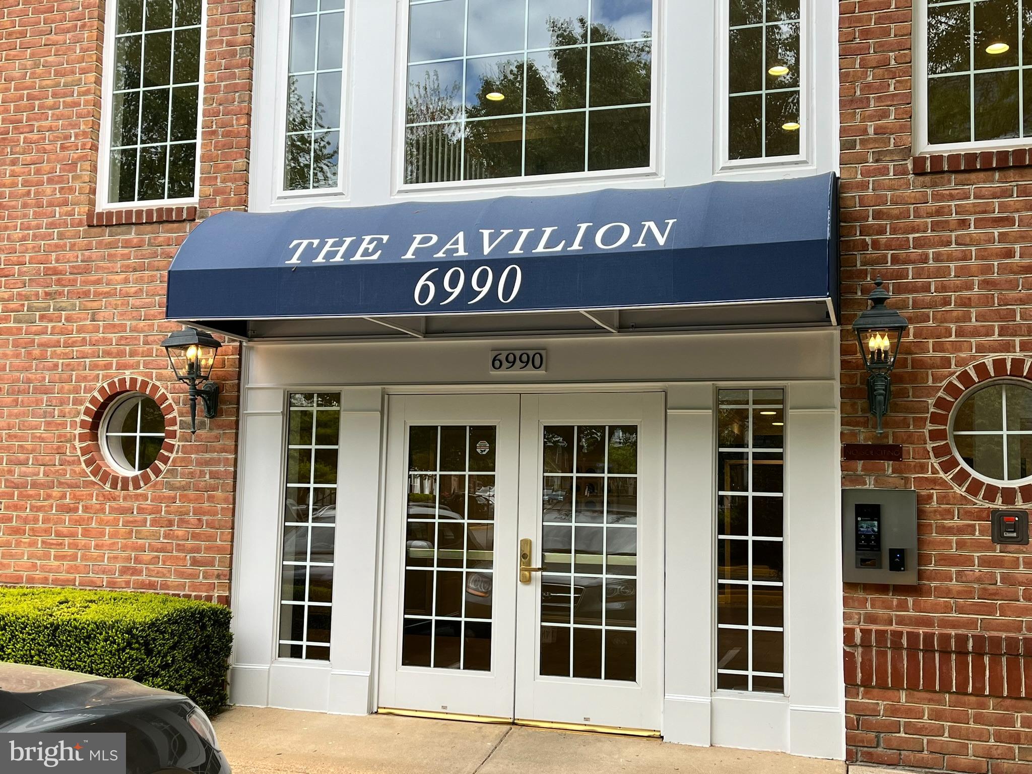 6990 FALLS REACH DRIVE 313