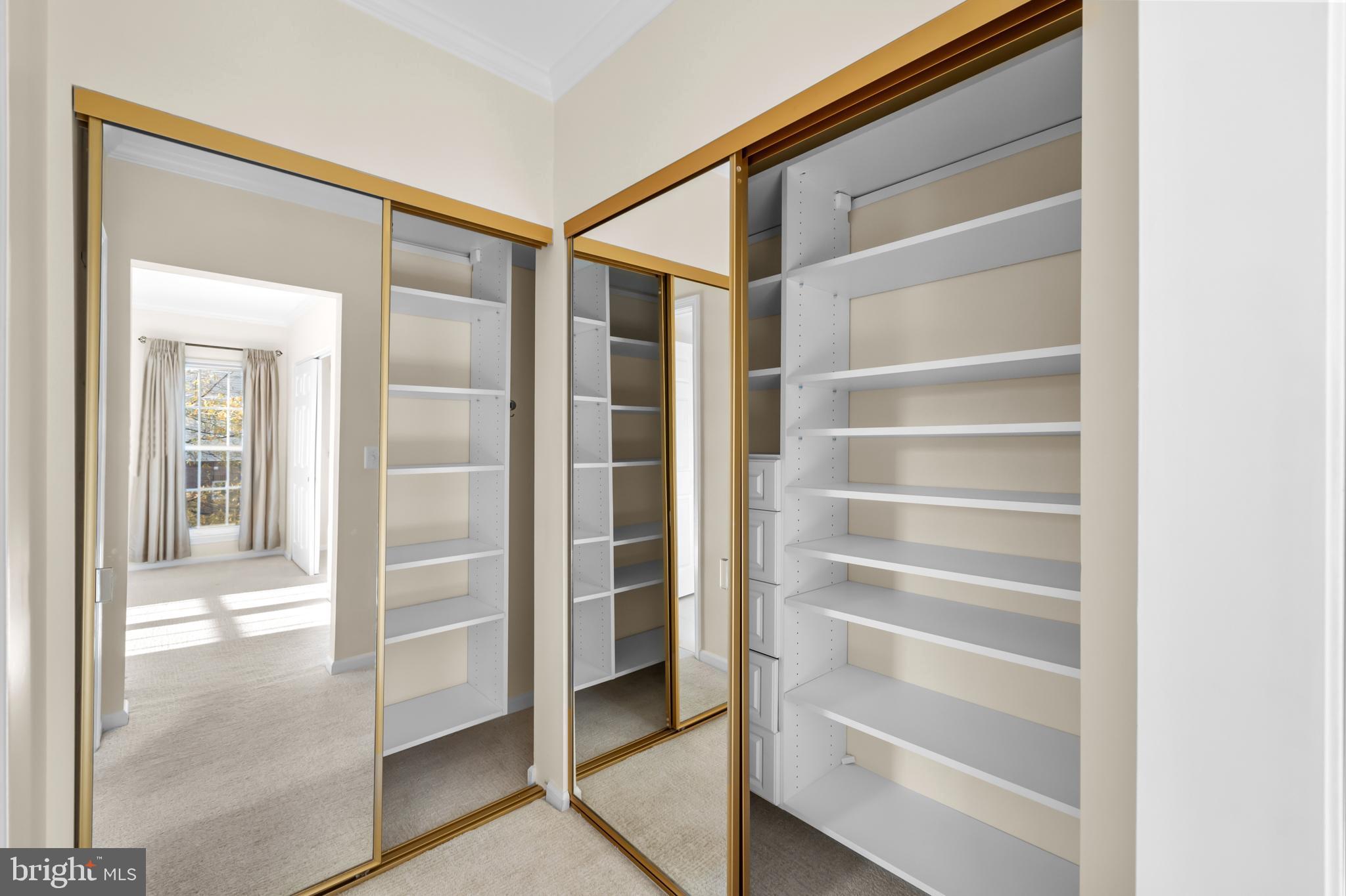 IDYLWOOD - Residential