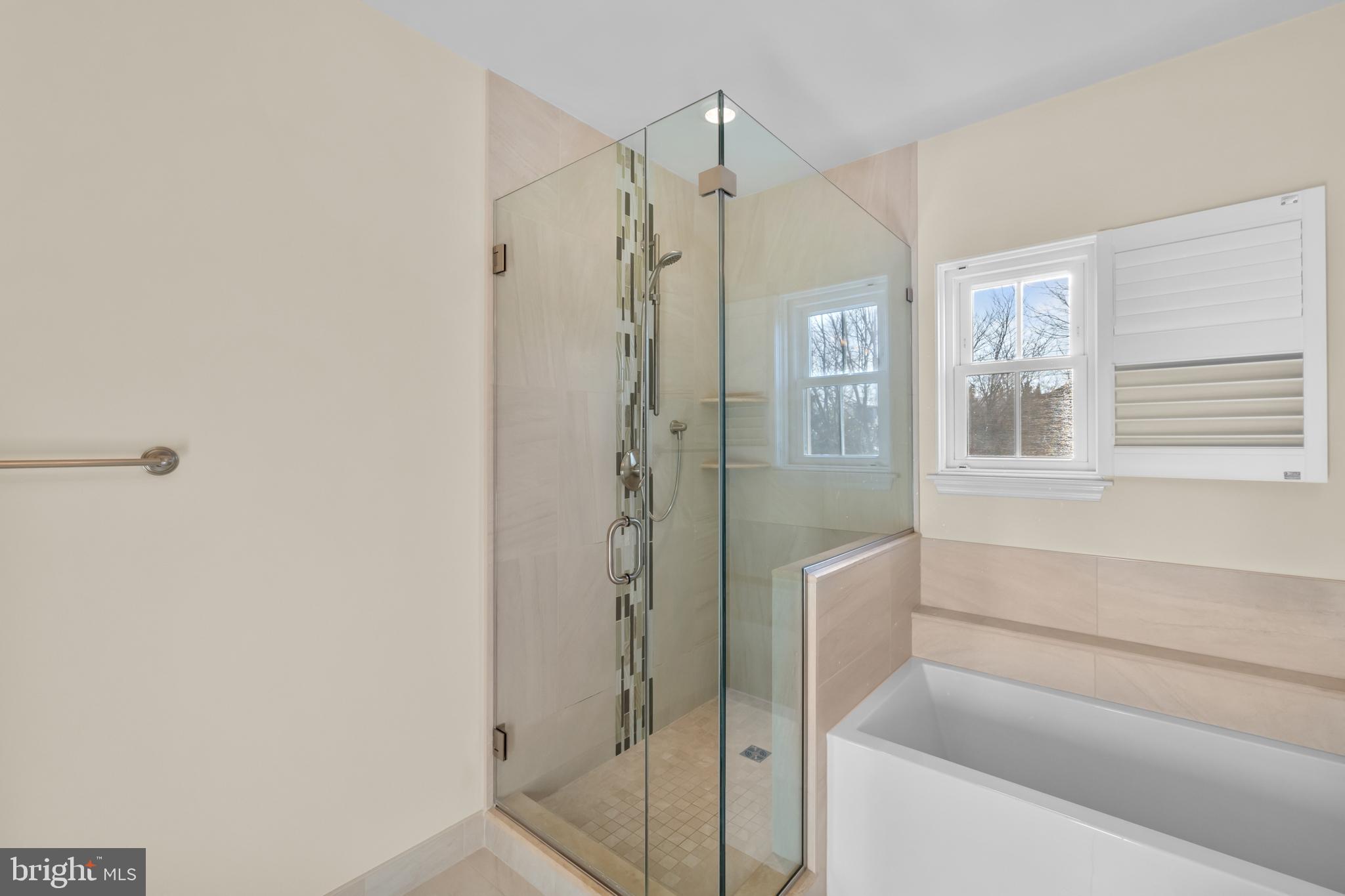 IDYLWOOD - Residential