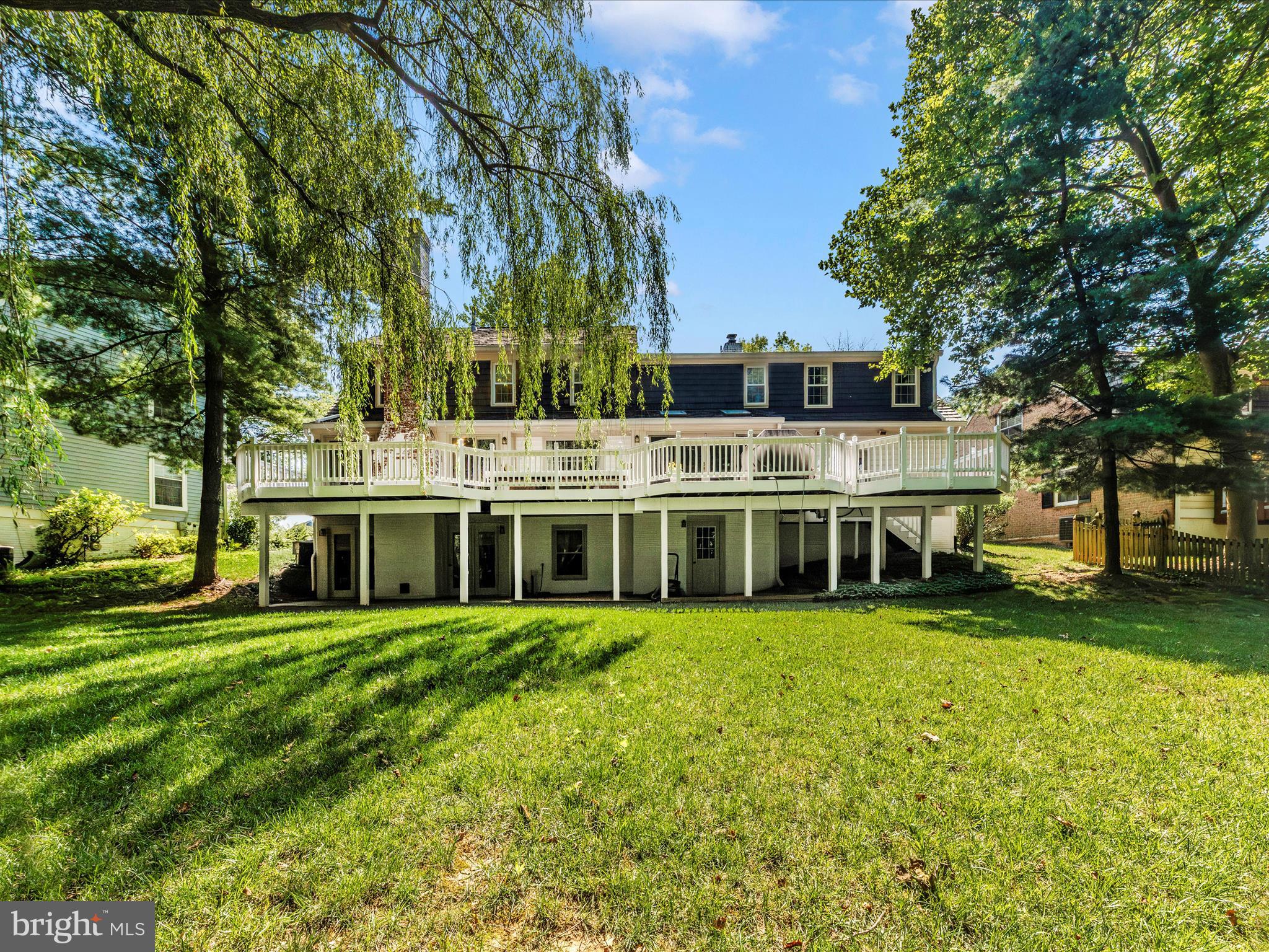 WASHINGTONIAN WOODS - Residential