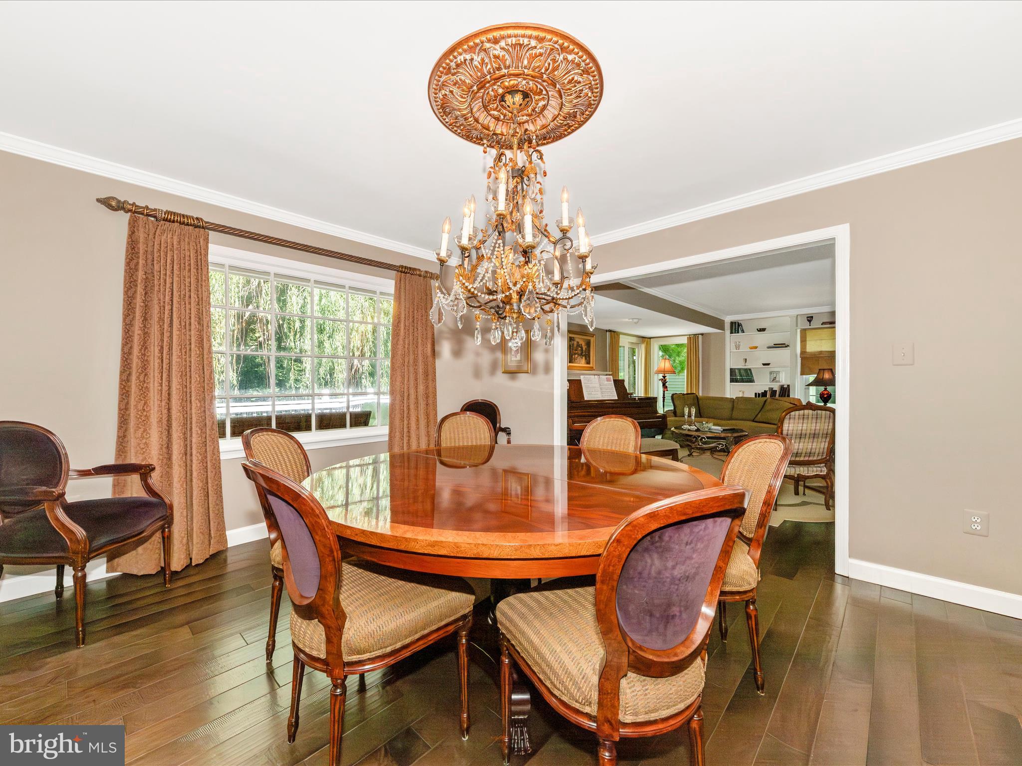 WASHINGTONIAN WOODS - Residential