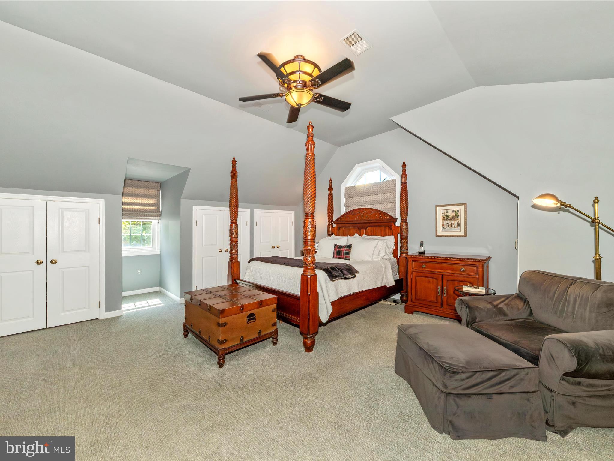 WASHINGTONIAN WOODS - Residential