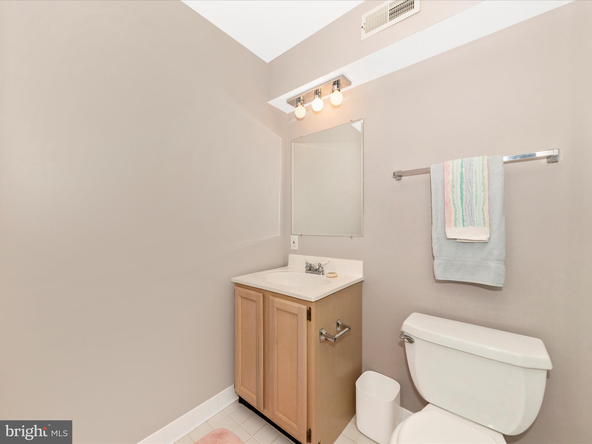 WASHINGTONIAN WOODS - Residential