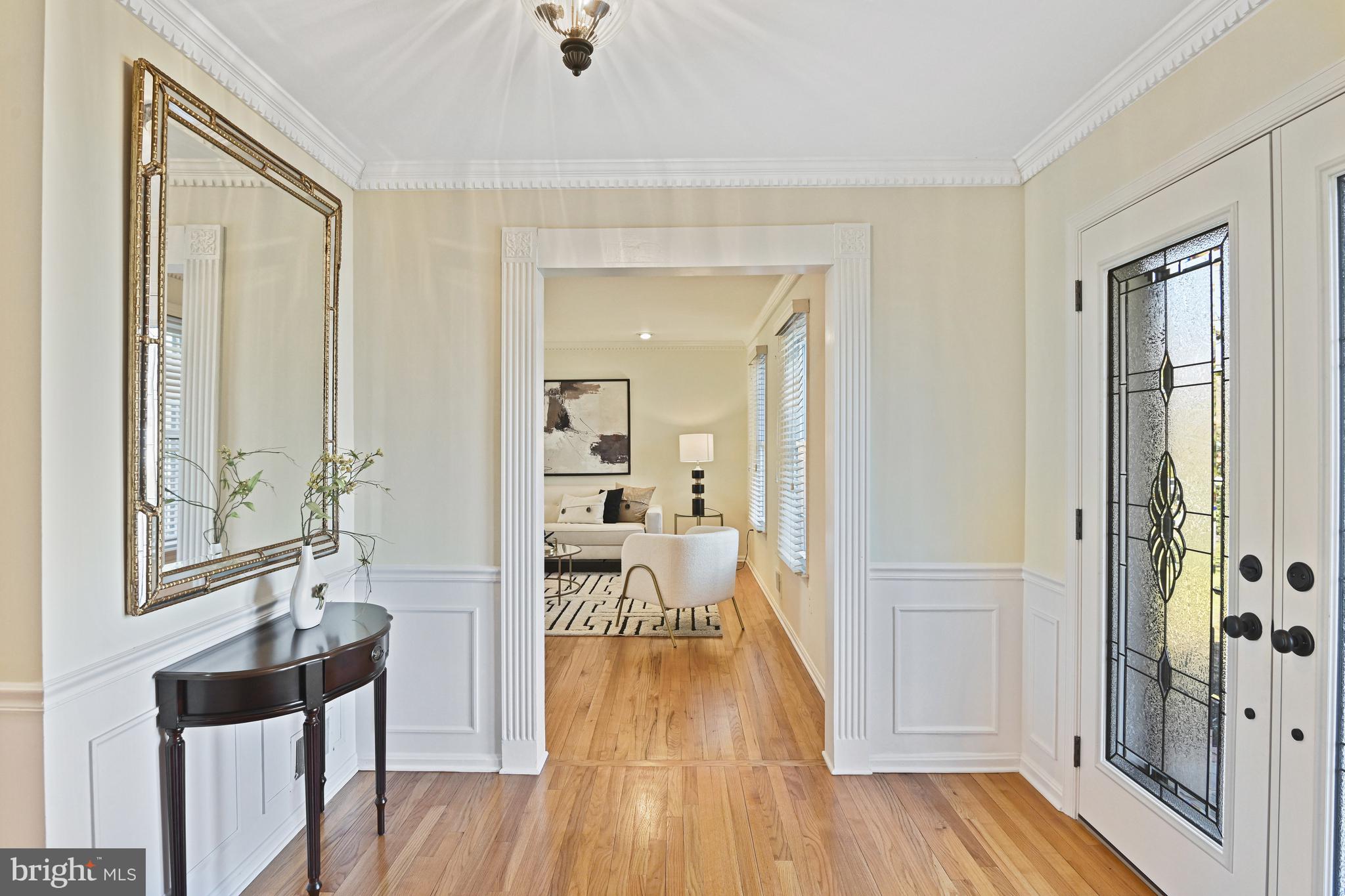 HOLLY KNOLL - Residential