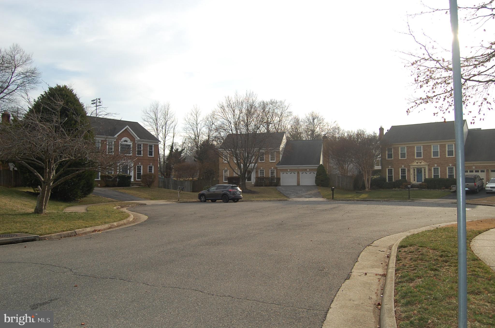 2413 BELLE HAVEN COURT