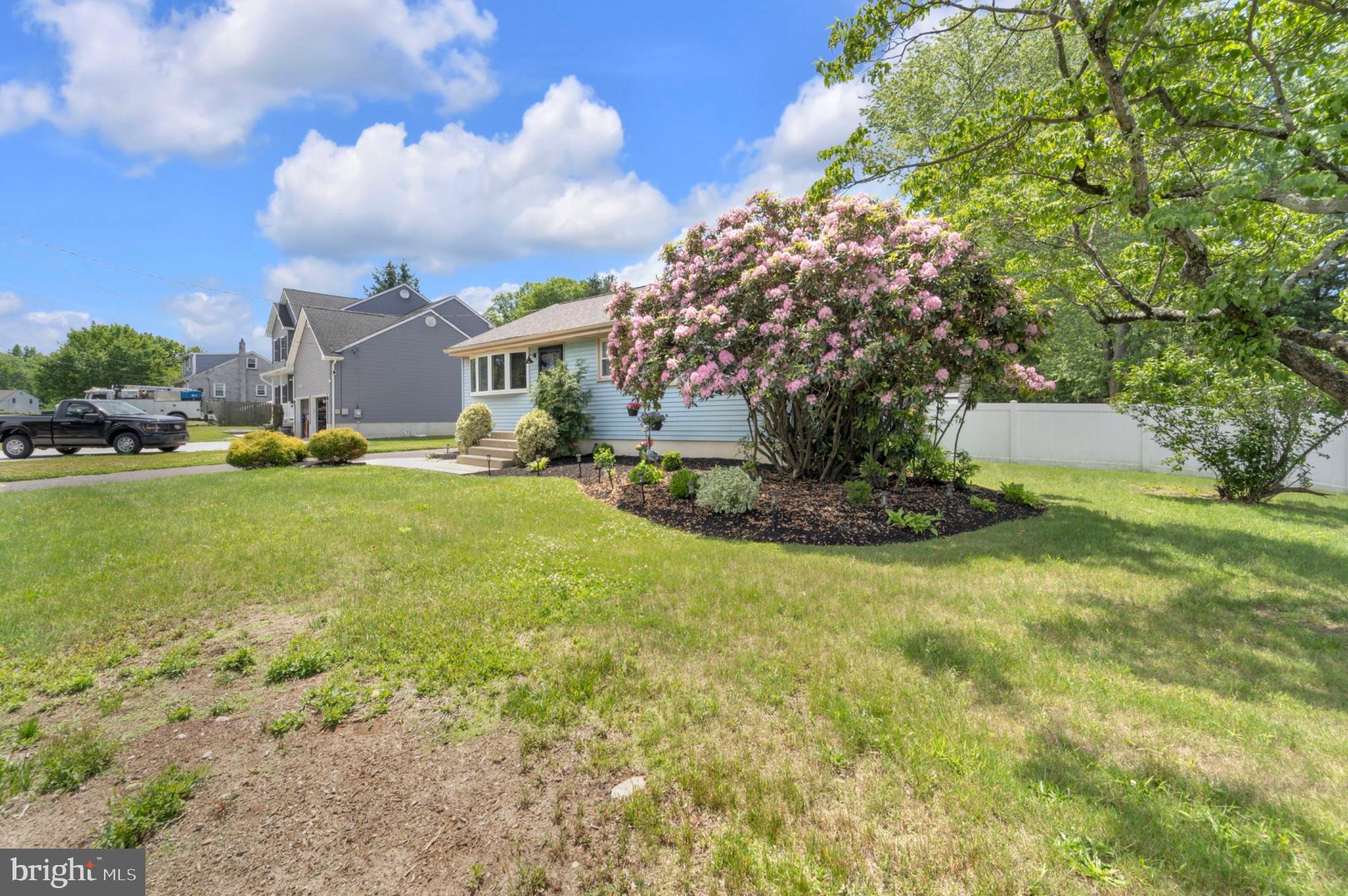 1181 BYRD DRIVE