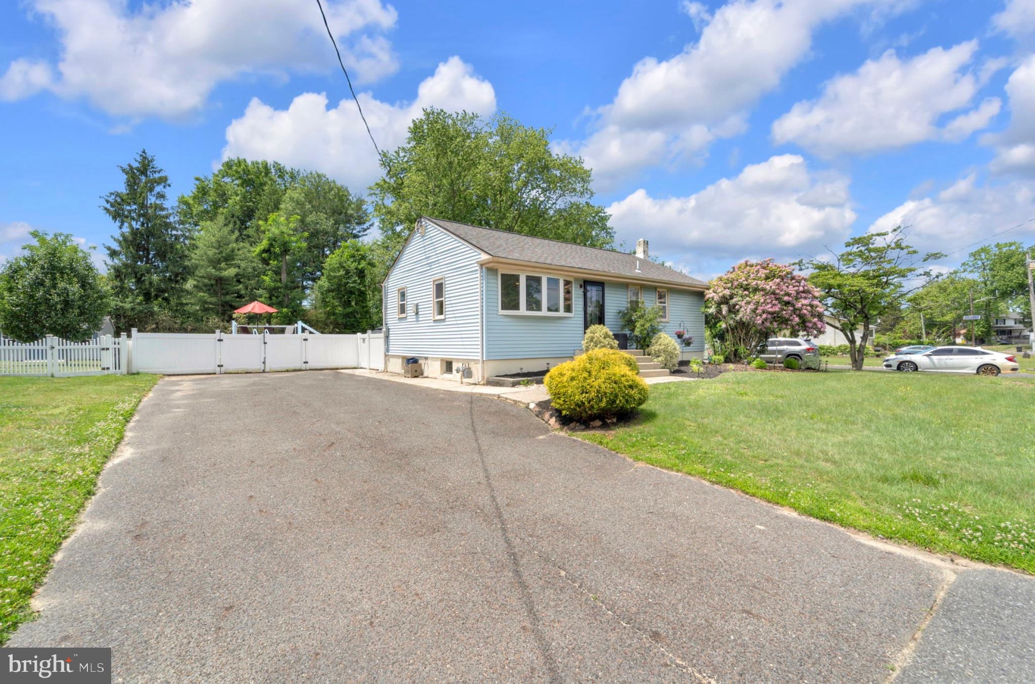 1181 BYRD DRIVE