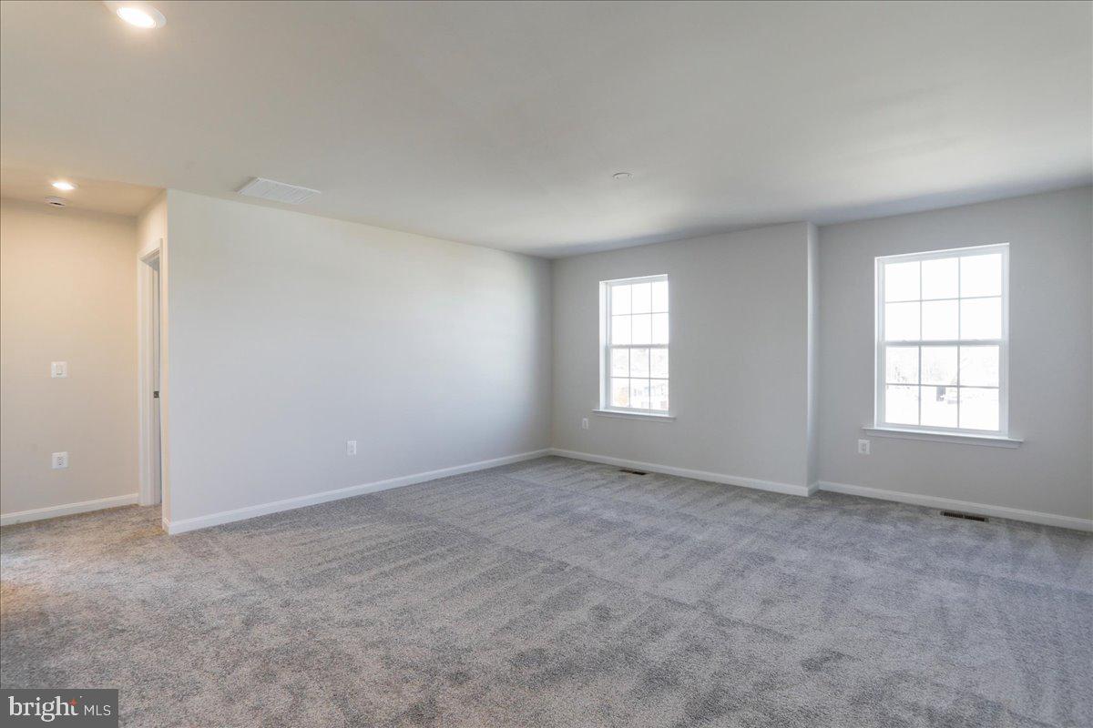 ABRAMS POINTE - Residential