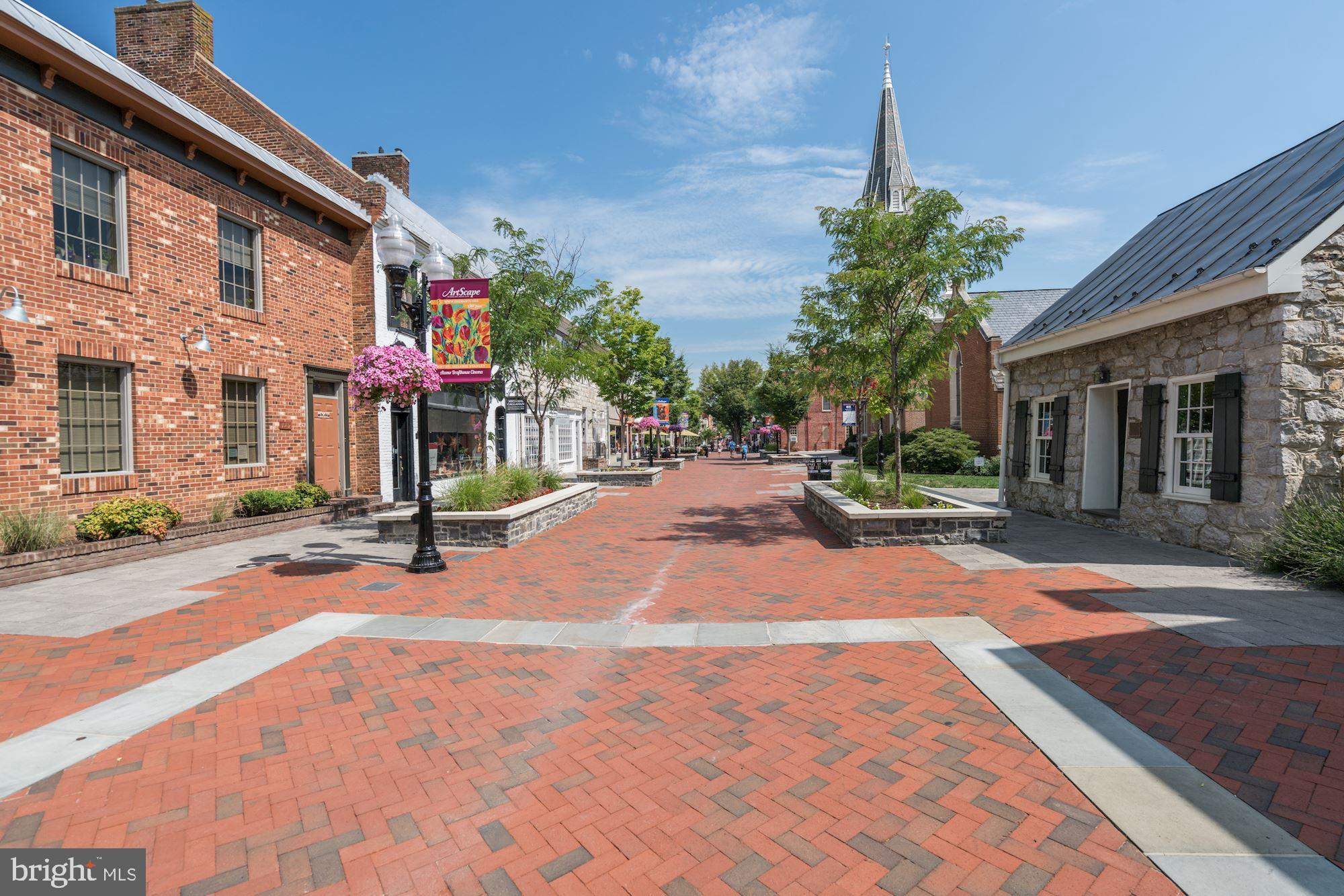 ABRAMS POINTE - Residential