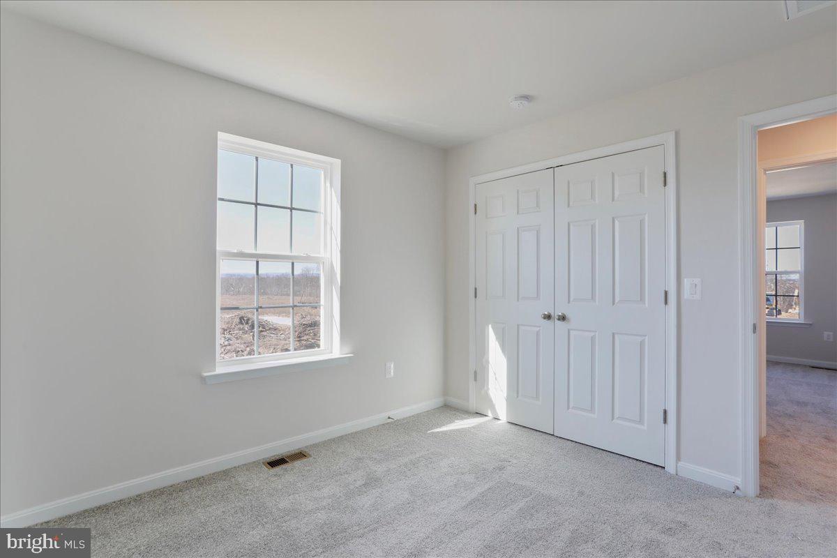 ABRAMS POINTE - Residential