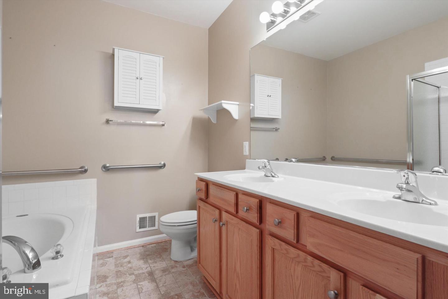 FOUR SEASONS IN HISTORIC VIRGINIA - Residential Lease