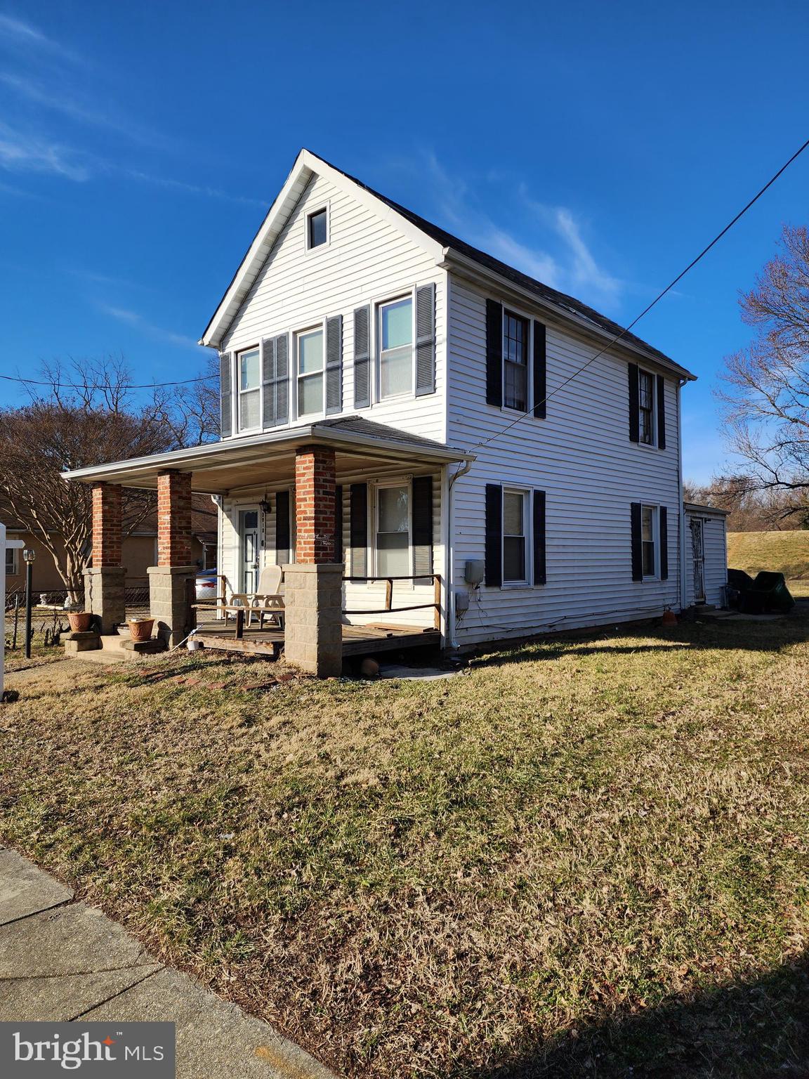 BRENTWOOD - Residential