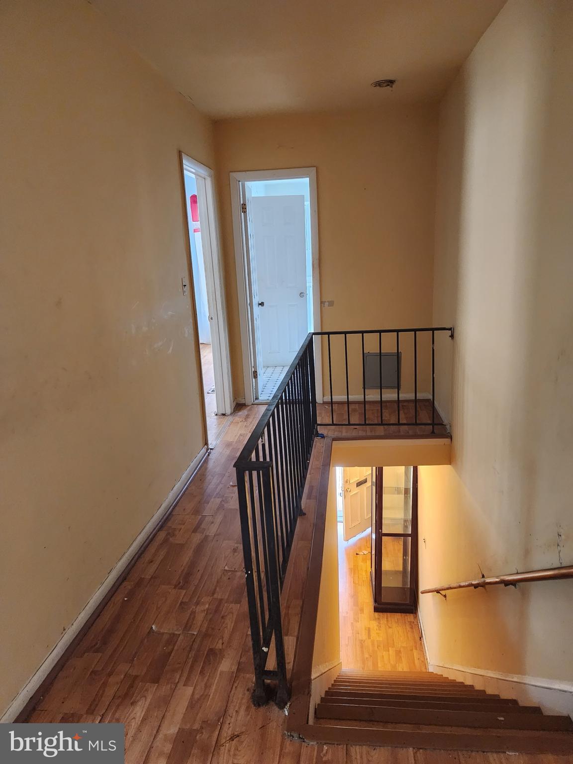 BRENTWOOD - Residential