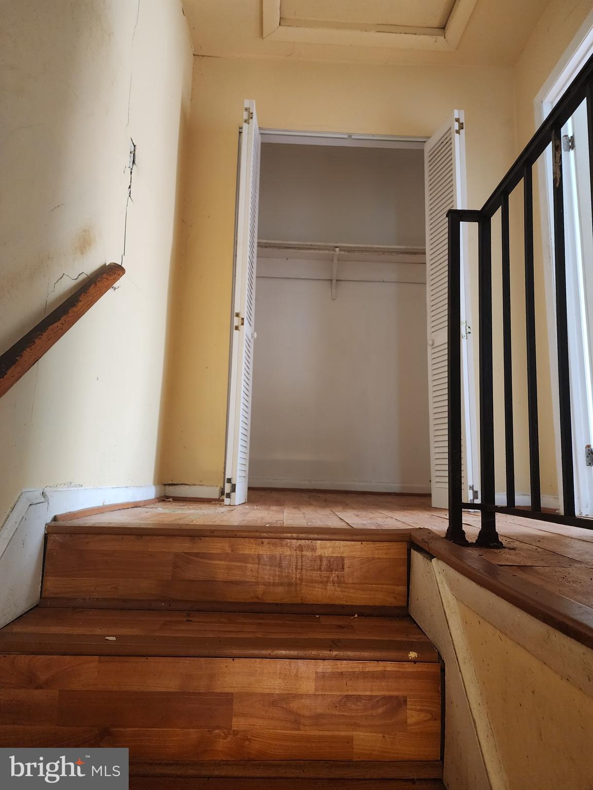 BRENTWOOD - Residential