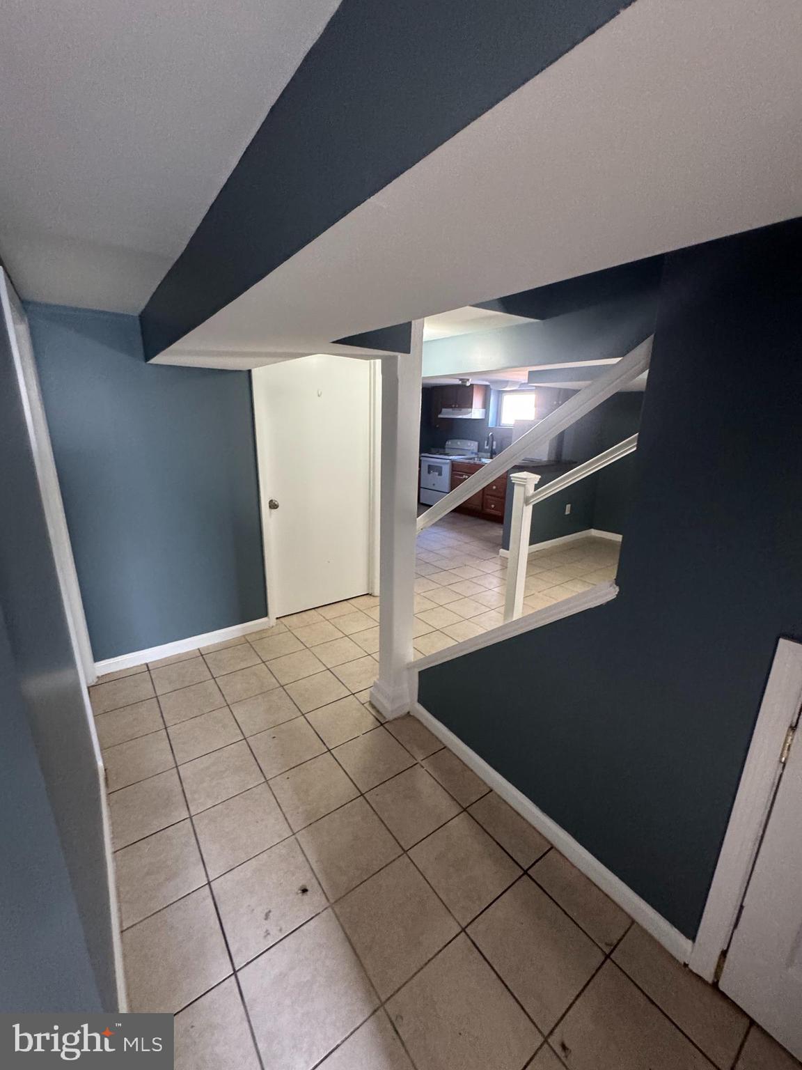 LEWISDALE - Residential Lease