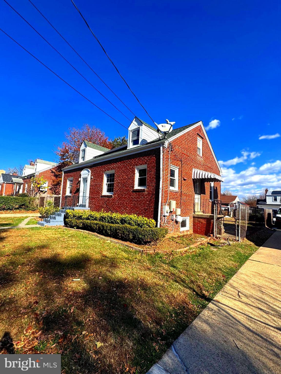 LEWISDALE - Residential Lease