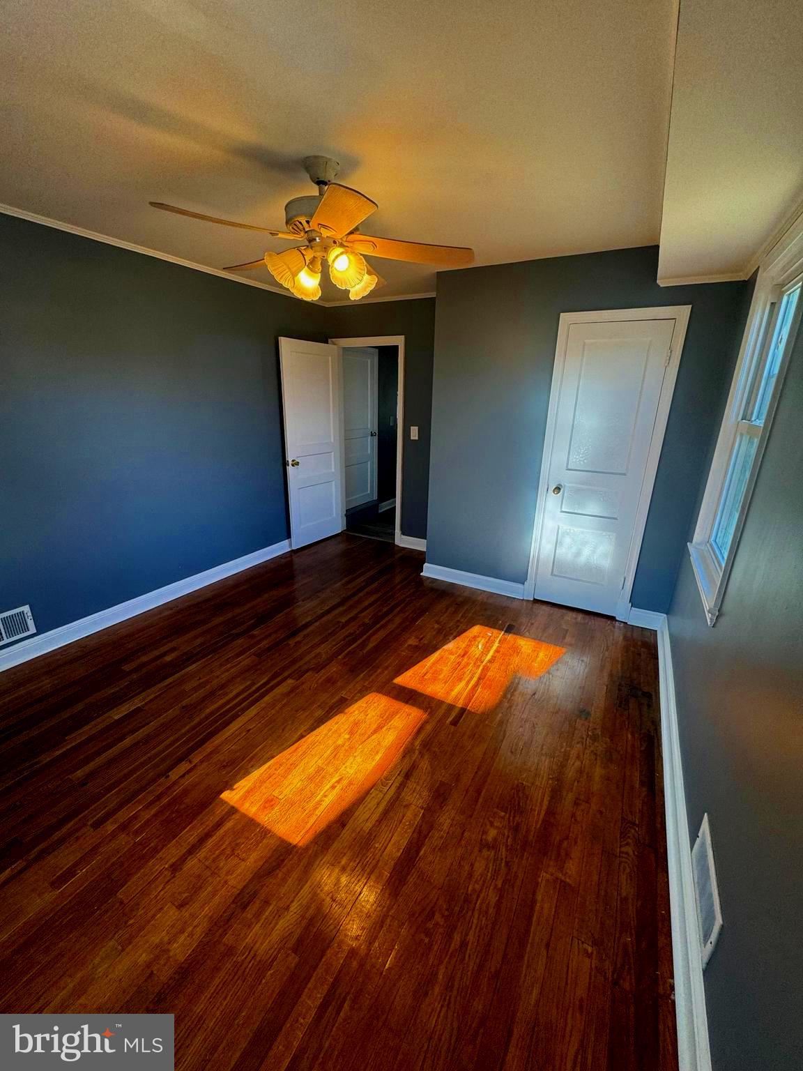 LEWISDALE - Residential Lease