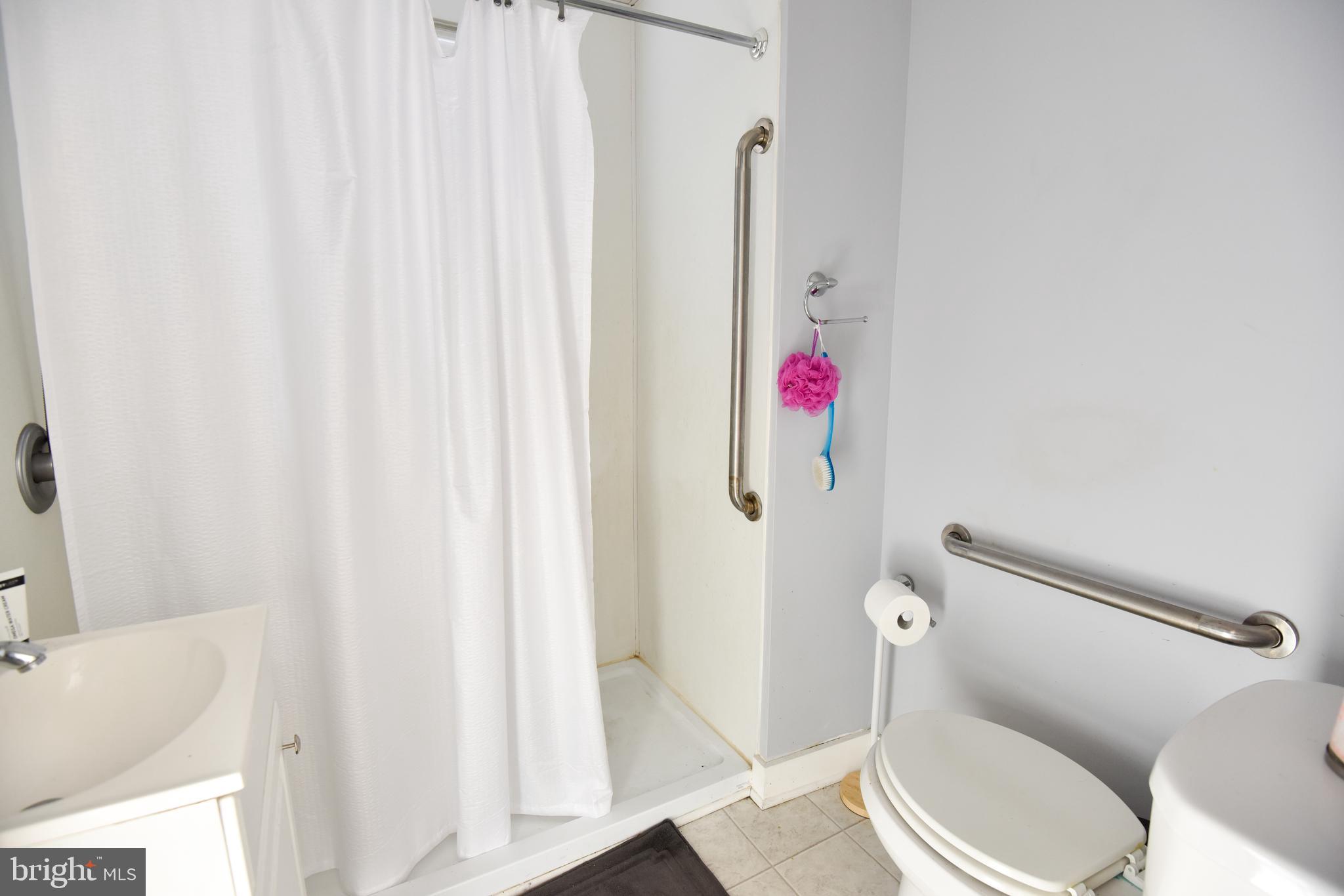 GWYNN OAK - Residential Lease