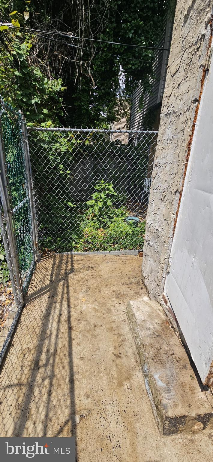 ALLEGHENY WEST - Residential